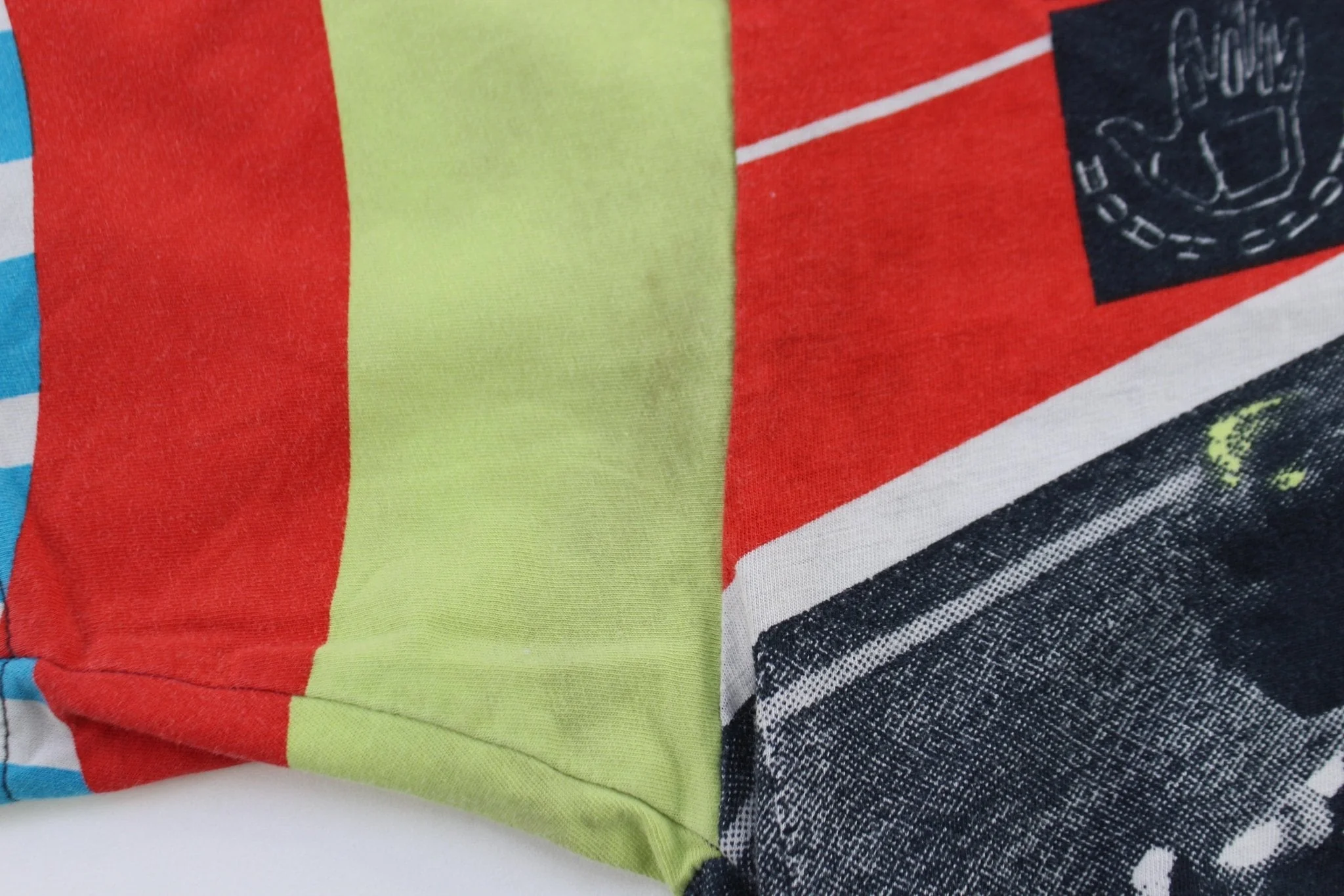 1988 Body Glove Cycling All Over Graphic T-shirt - Image 4