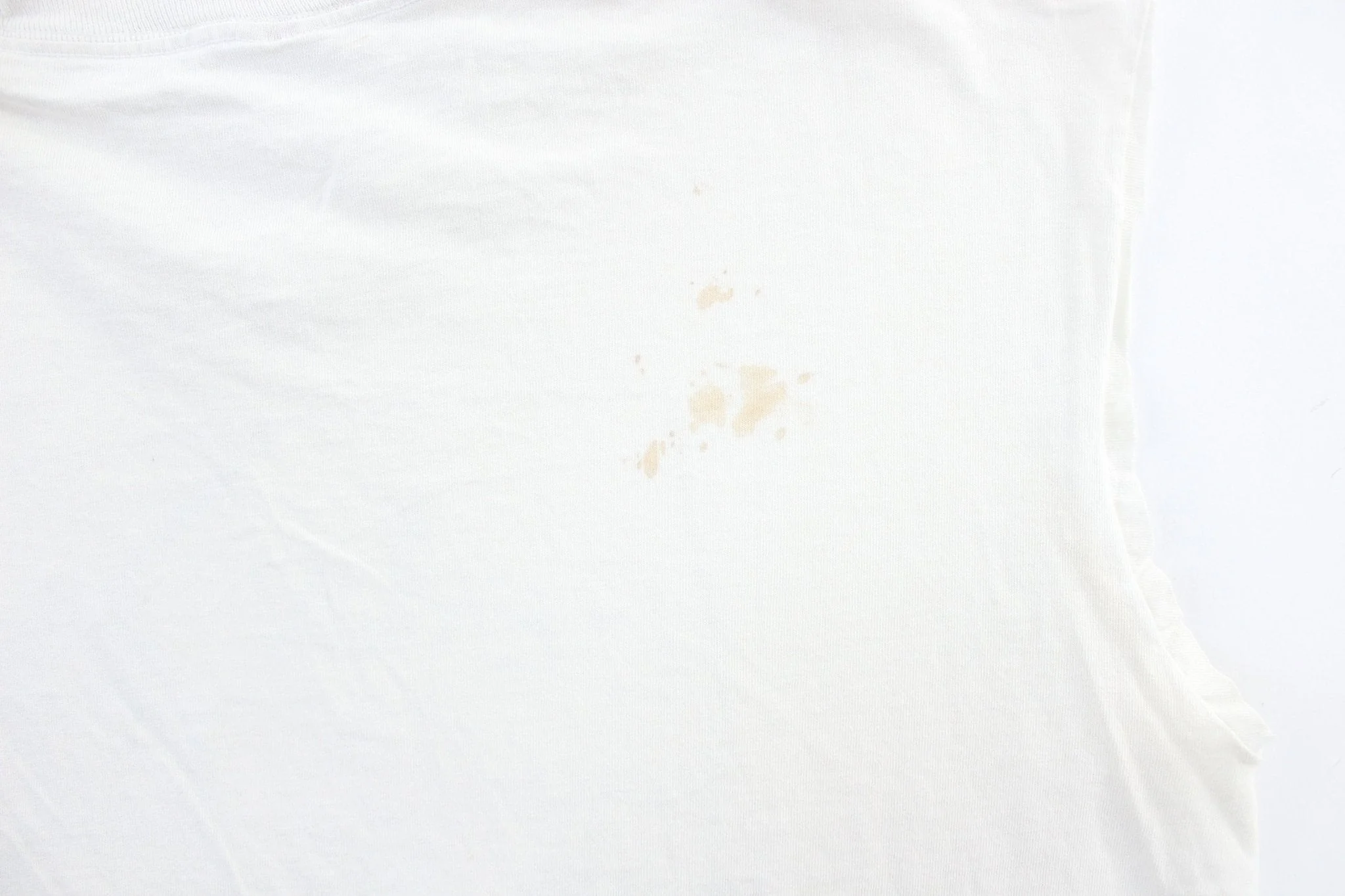 1990 Aspen Art Museum Hefner Galleries Berlin Wall Graphic Tank Top - Image 3