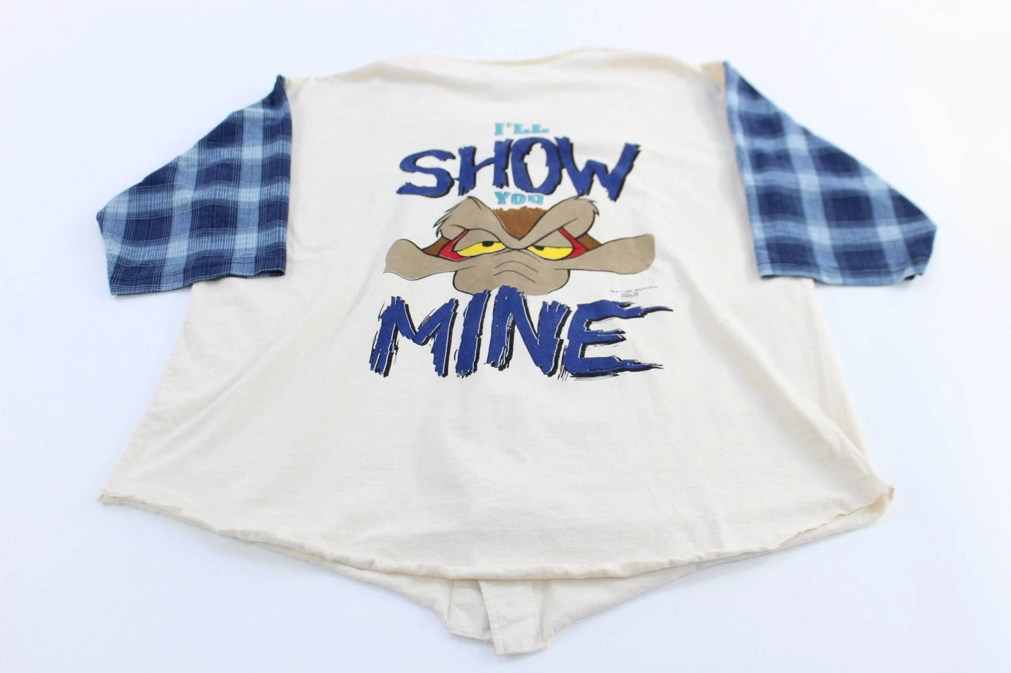 1995 Warner Bros Show Me Your Attitude Wile. E Coyote Jersey - Image 2