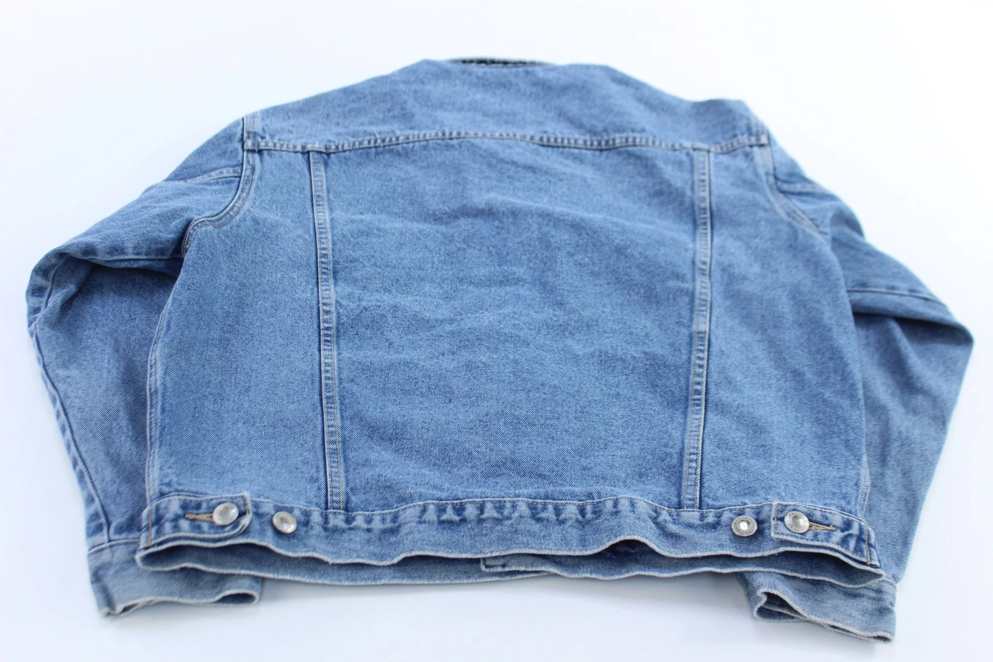 1999 Warner Bros Denim Jacket - Image 2