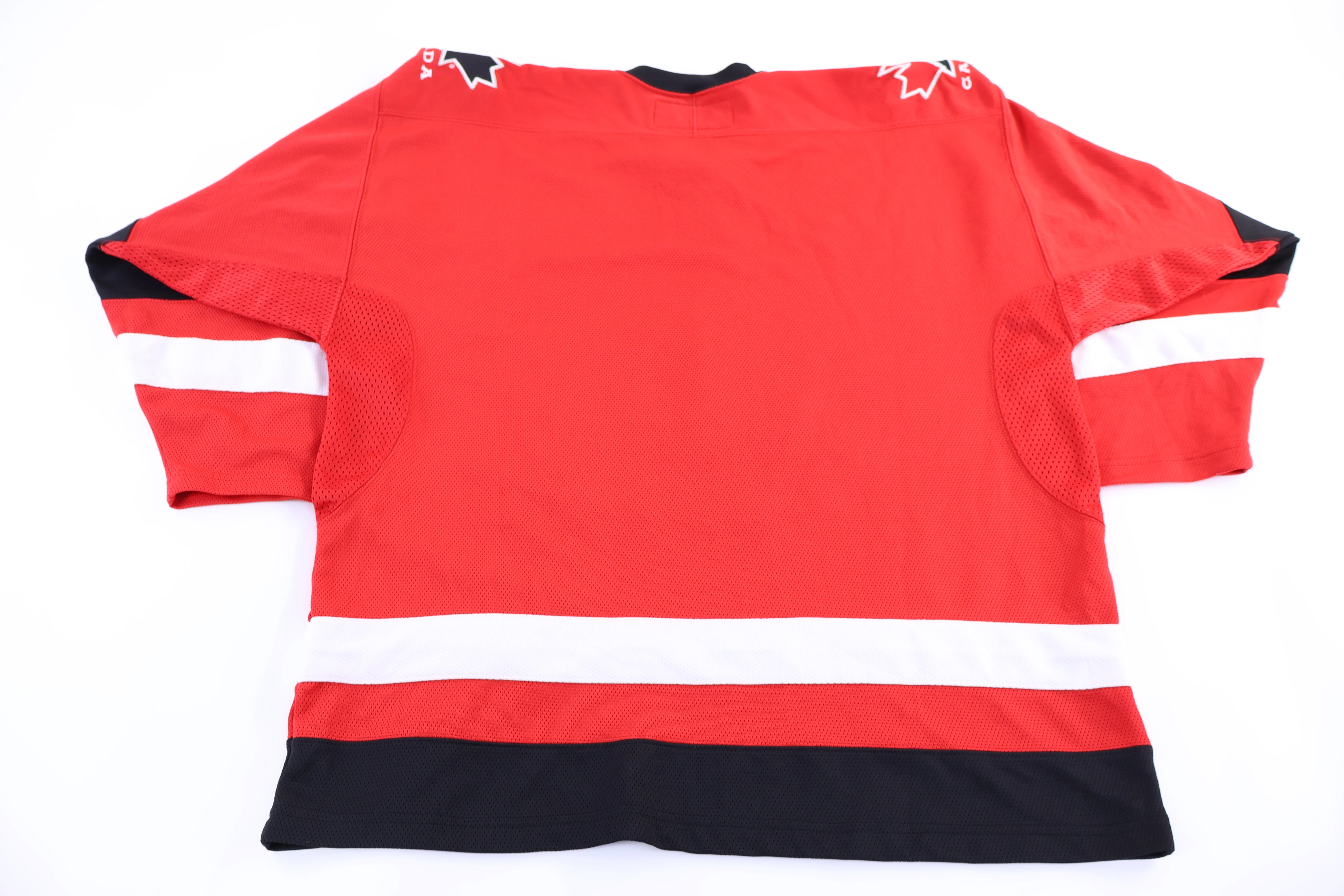 2002 Nike Team Canada Hockey Jersey - Image 2