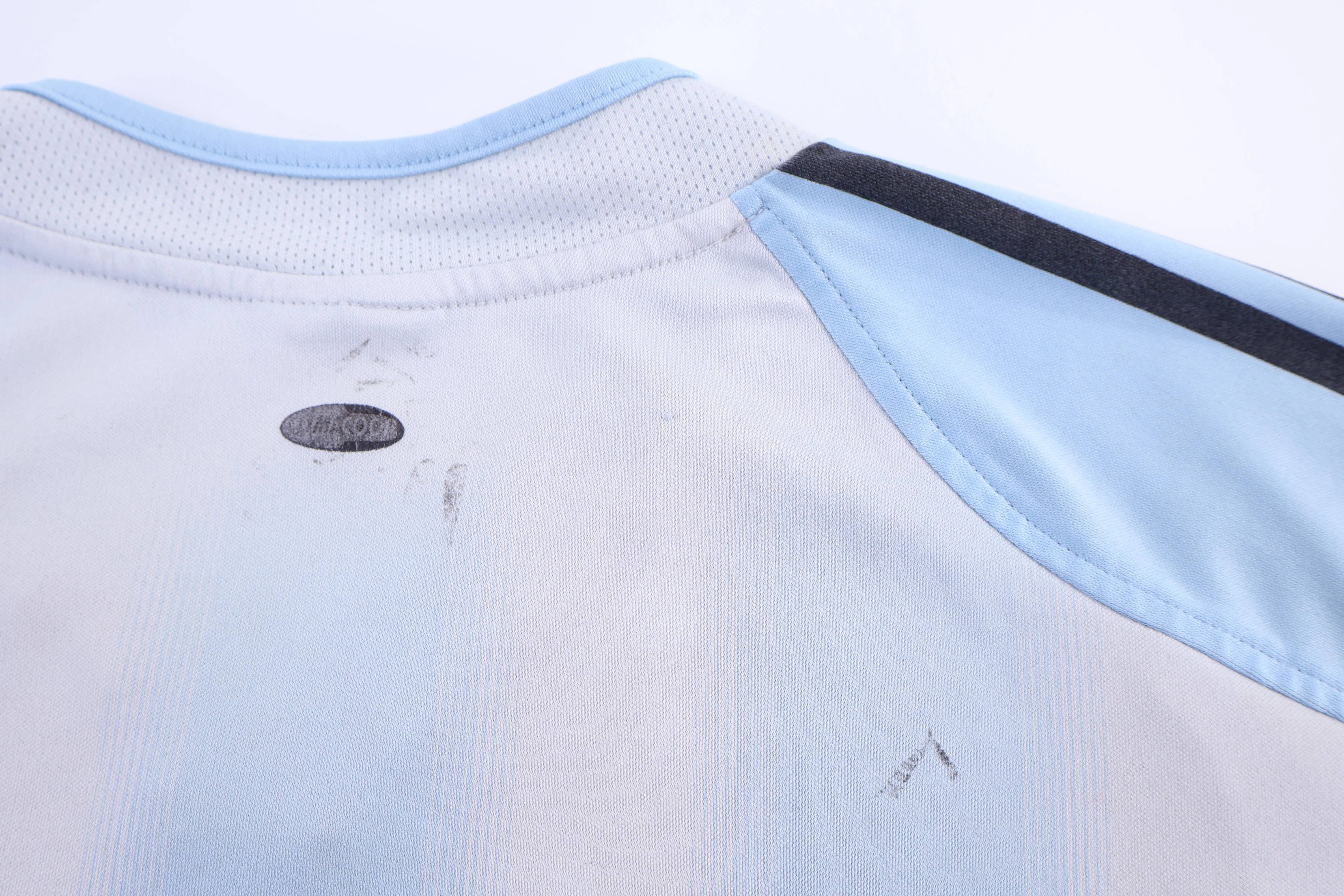 2004/05 Adidas Argentina Home Soccer Jersey - Image 4