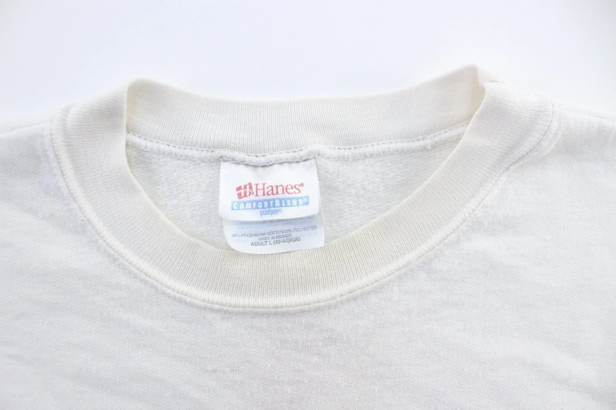 2006 Comic Relief Sweatshirt - Image 4