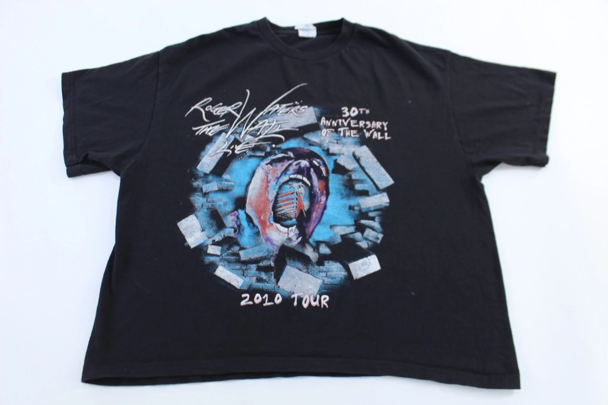 2010 Roger Waters The Wall Anniversary Tour T-shirt