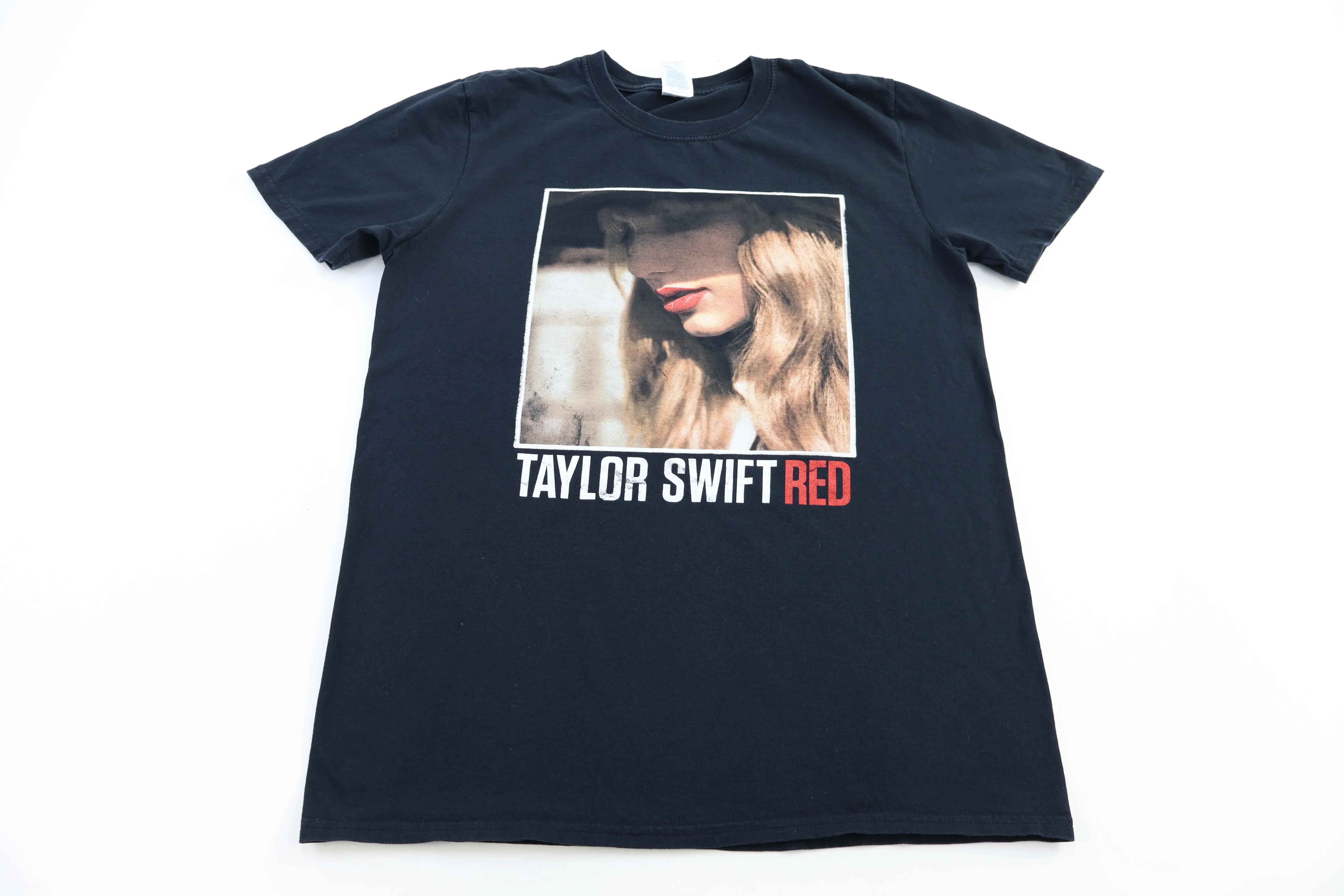 2013 Taylor Swift Red Tour T-shirt