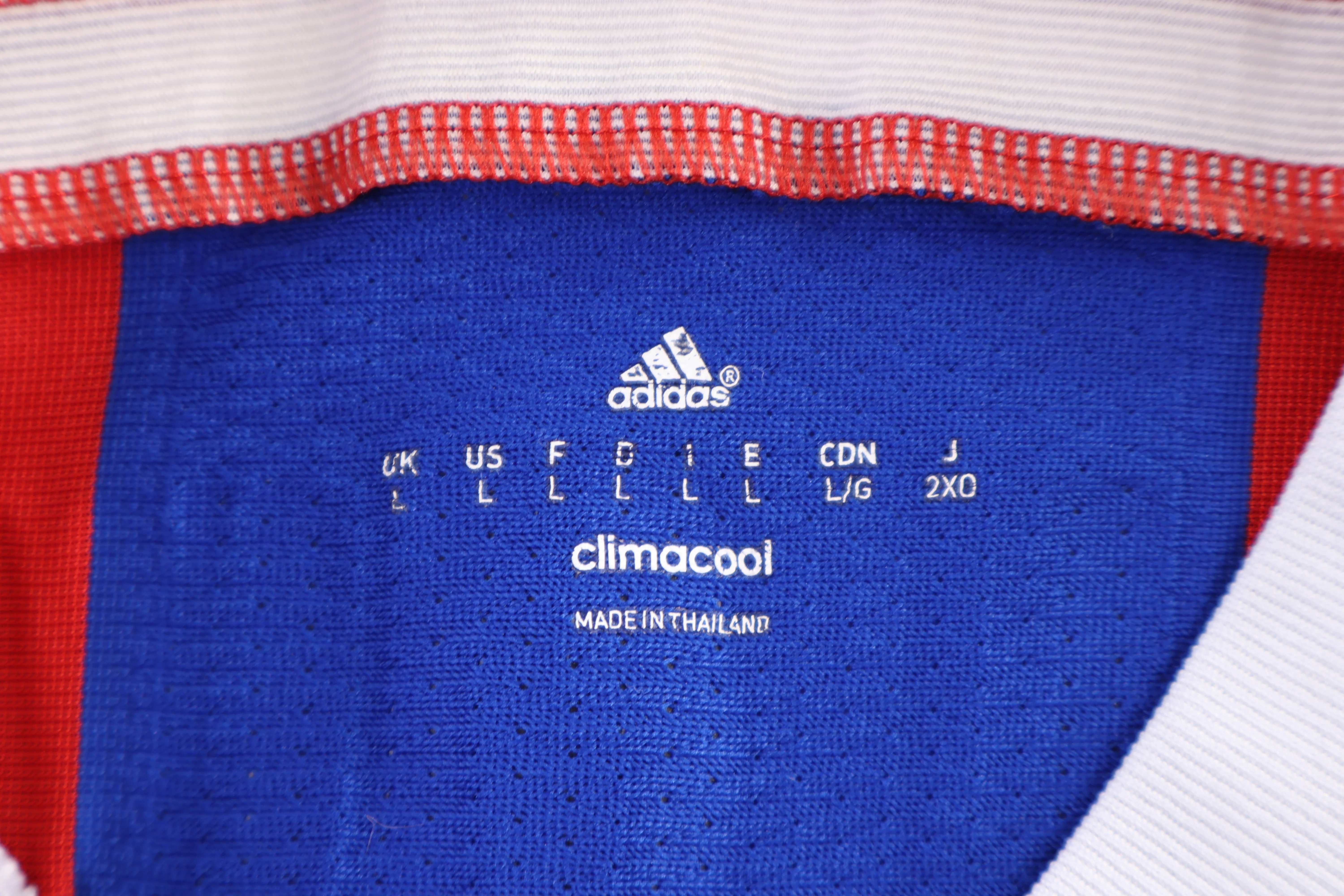 2014/15 Adidas Bayern Munich Soccer Jersey - Image 4