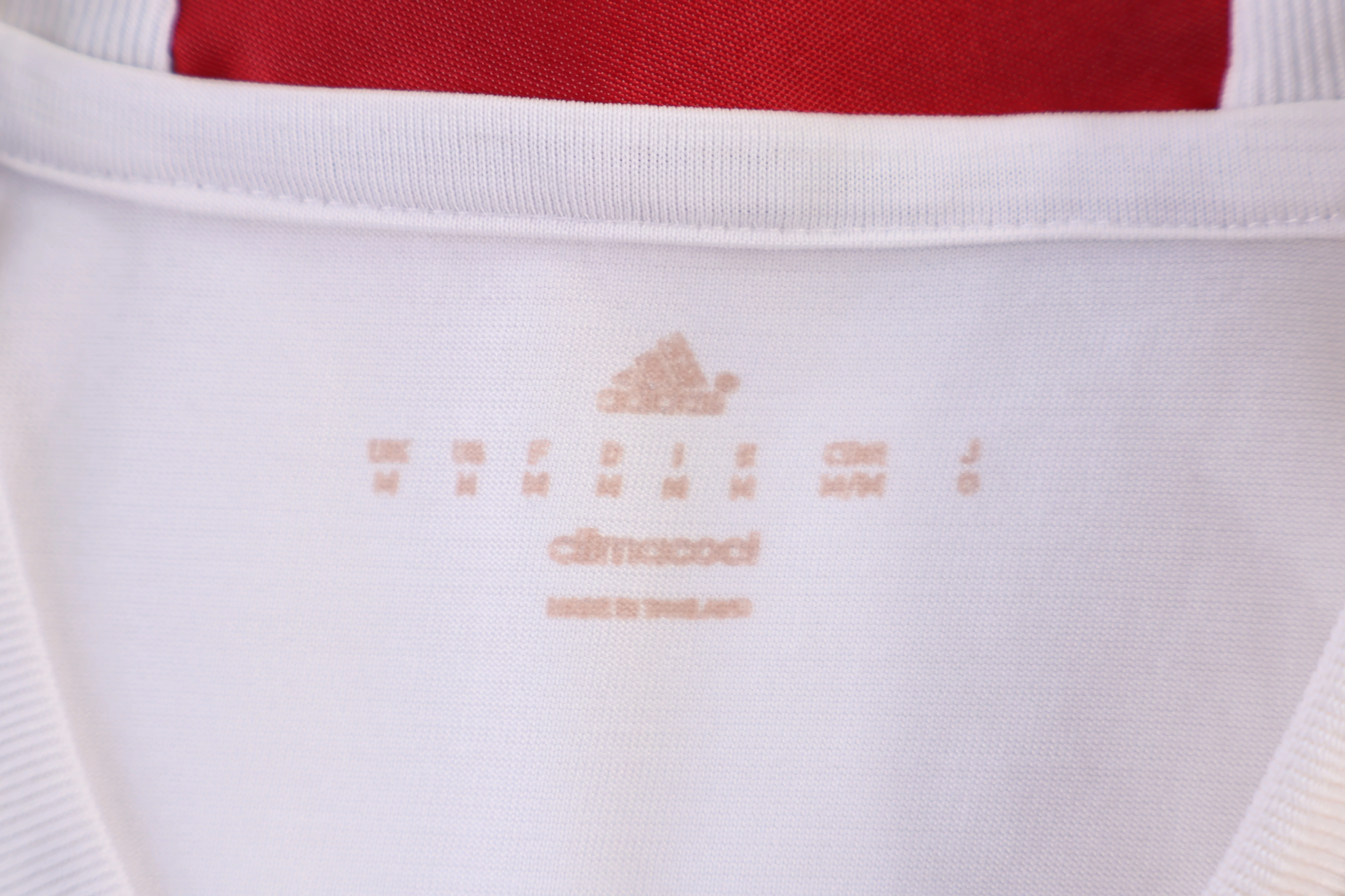 2015/16 Adidas Spain National Team Soccer Jersey - Image 3