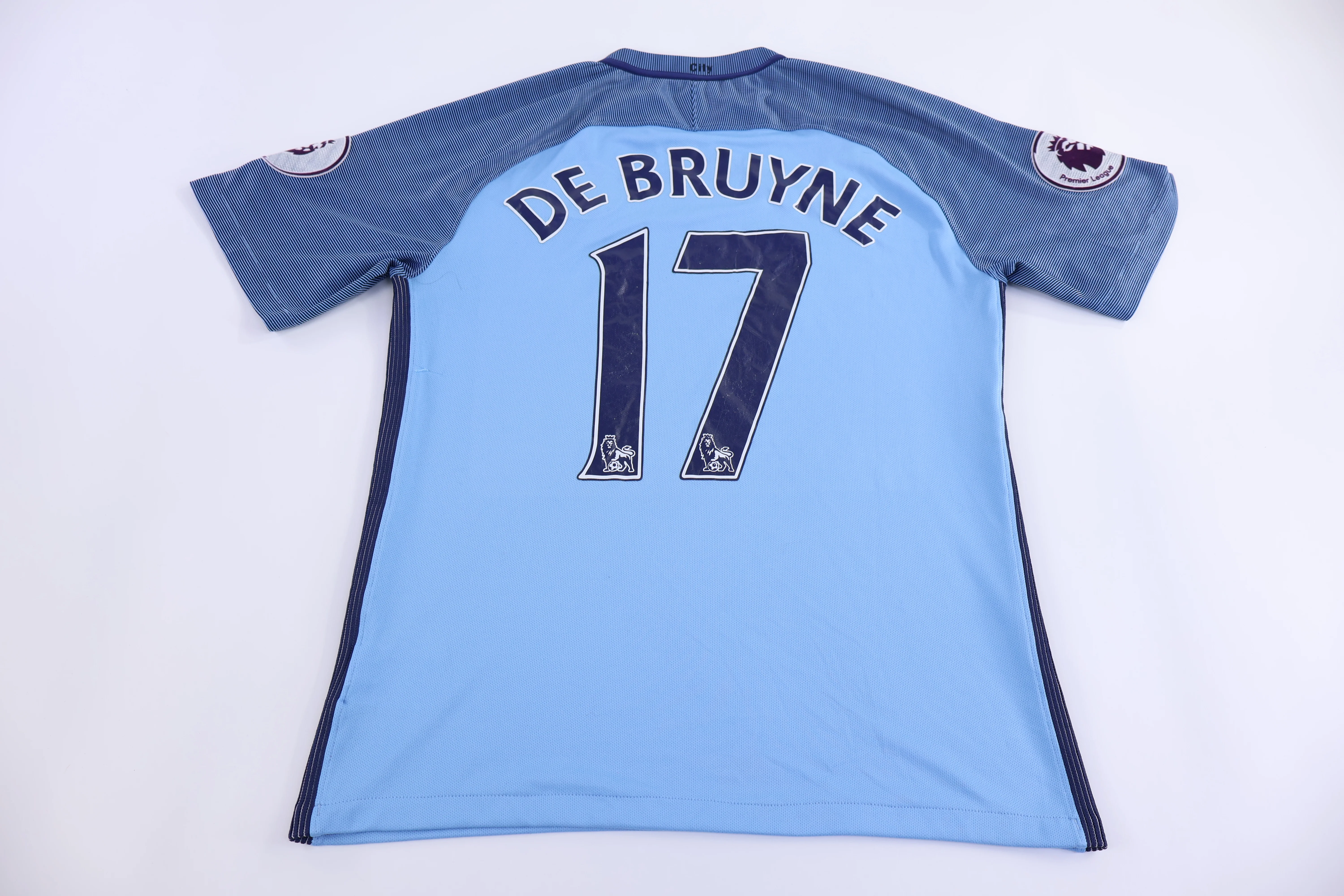 2016/17 Manchester City Soccer Jersey - Image 2