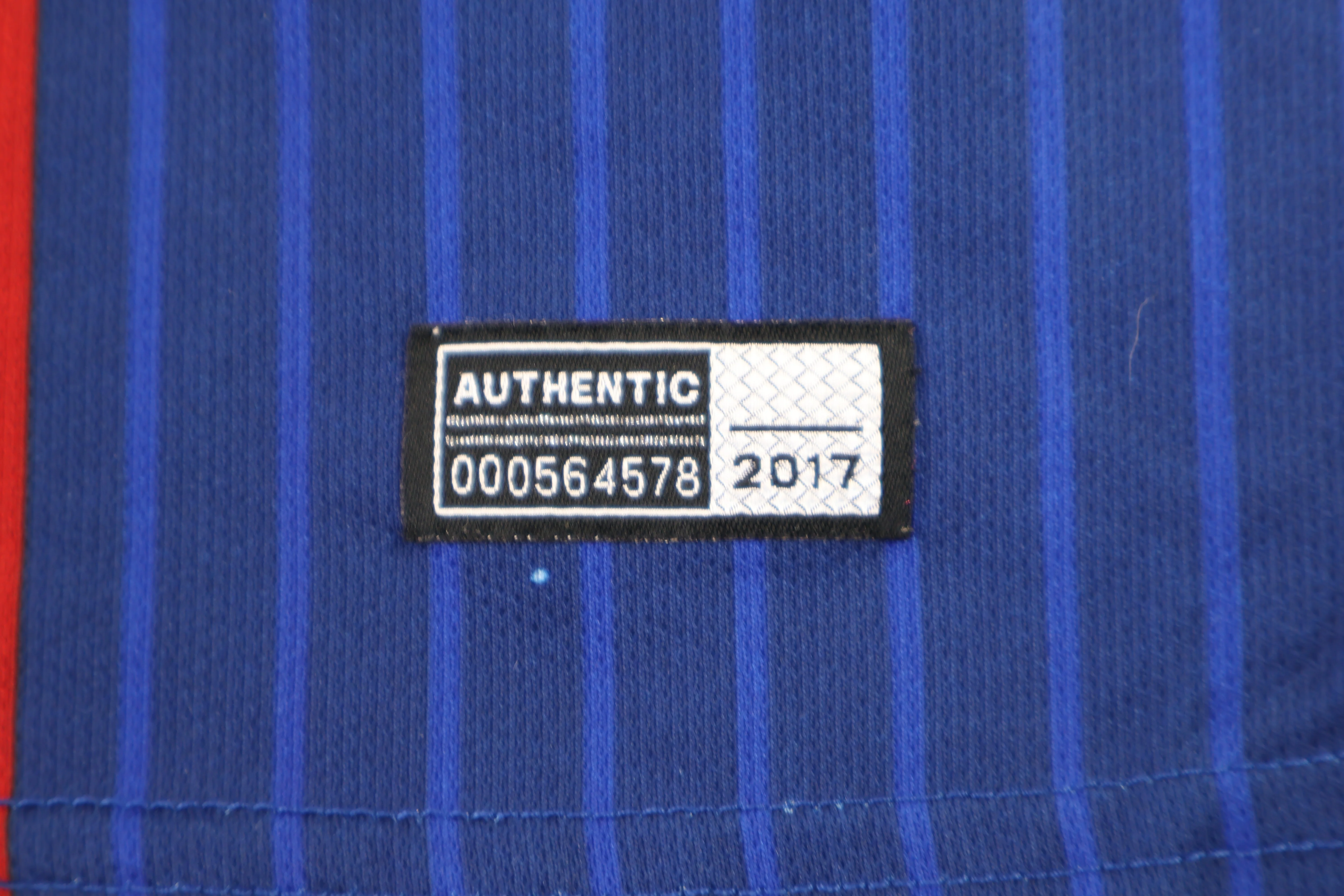 2016/17 Nike Barcelona Soccer Jersey - Image 3