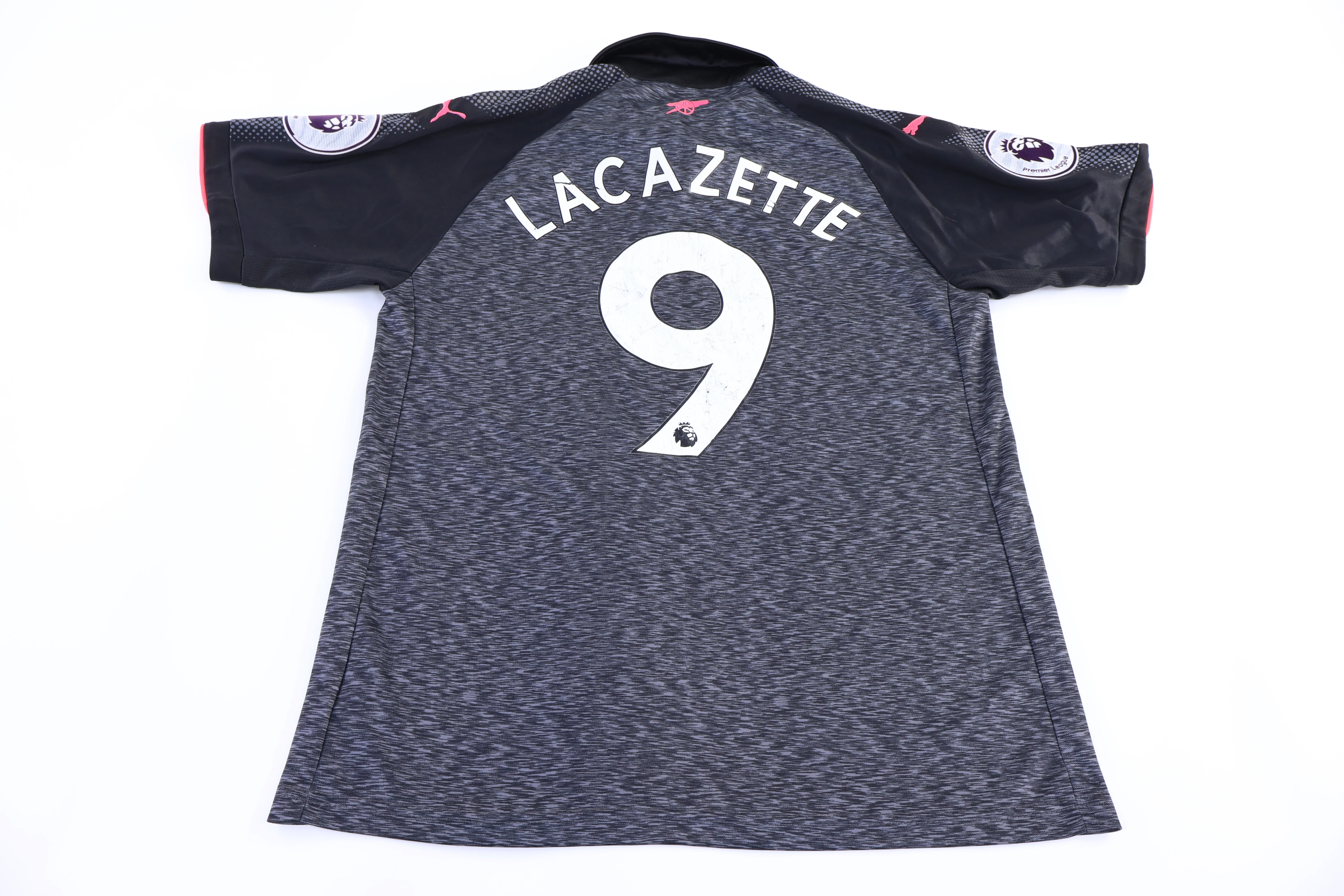 2017/18 Alexandre Lacazette Arsenal Soccer Jersey - Image 2