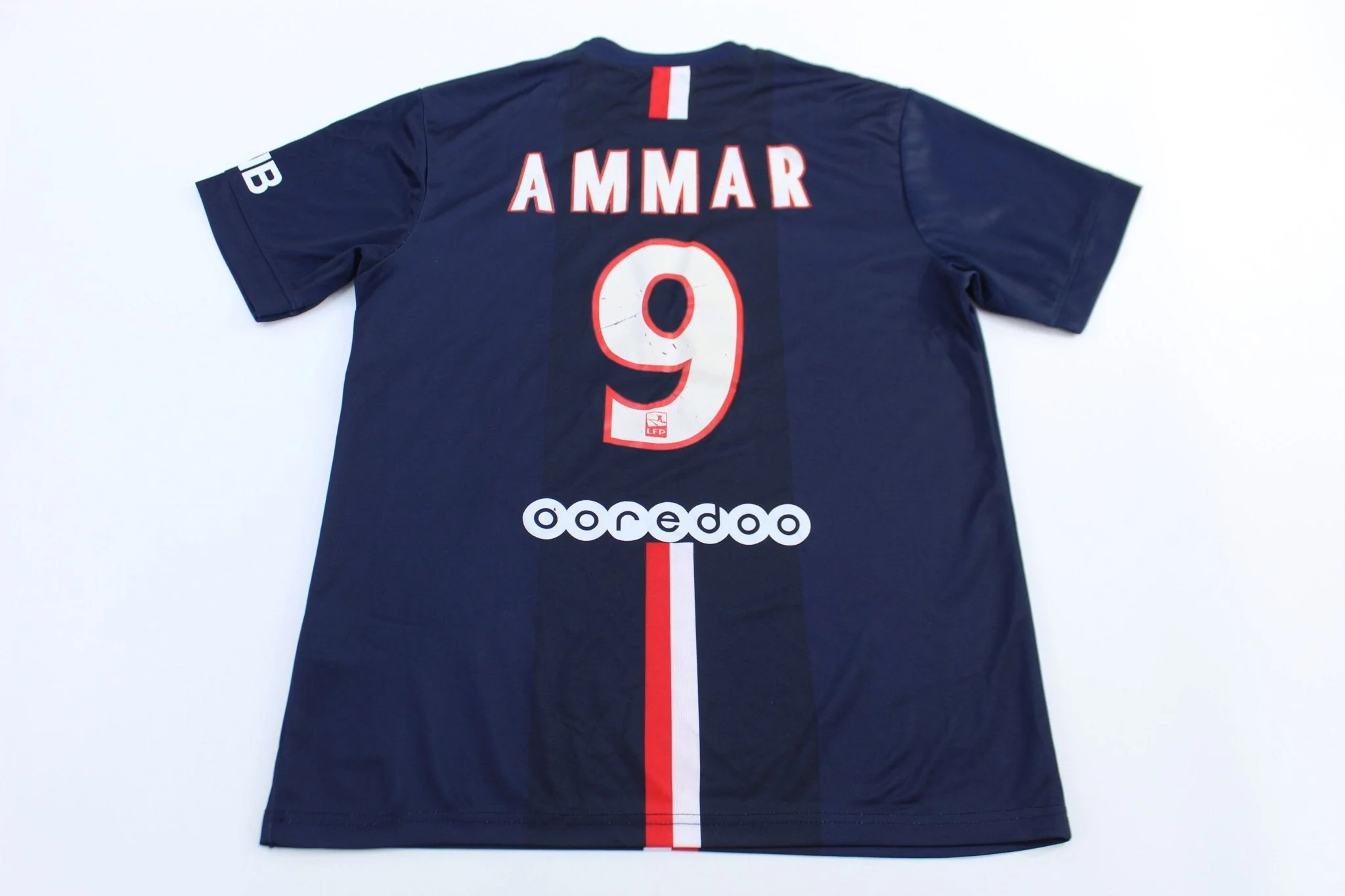 2018/19 Nike Paris Saint-Germain Soccer Jersey - Image 2