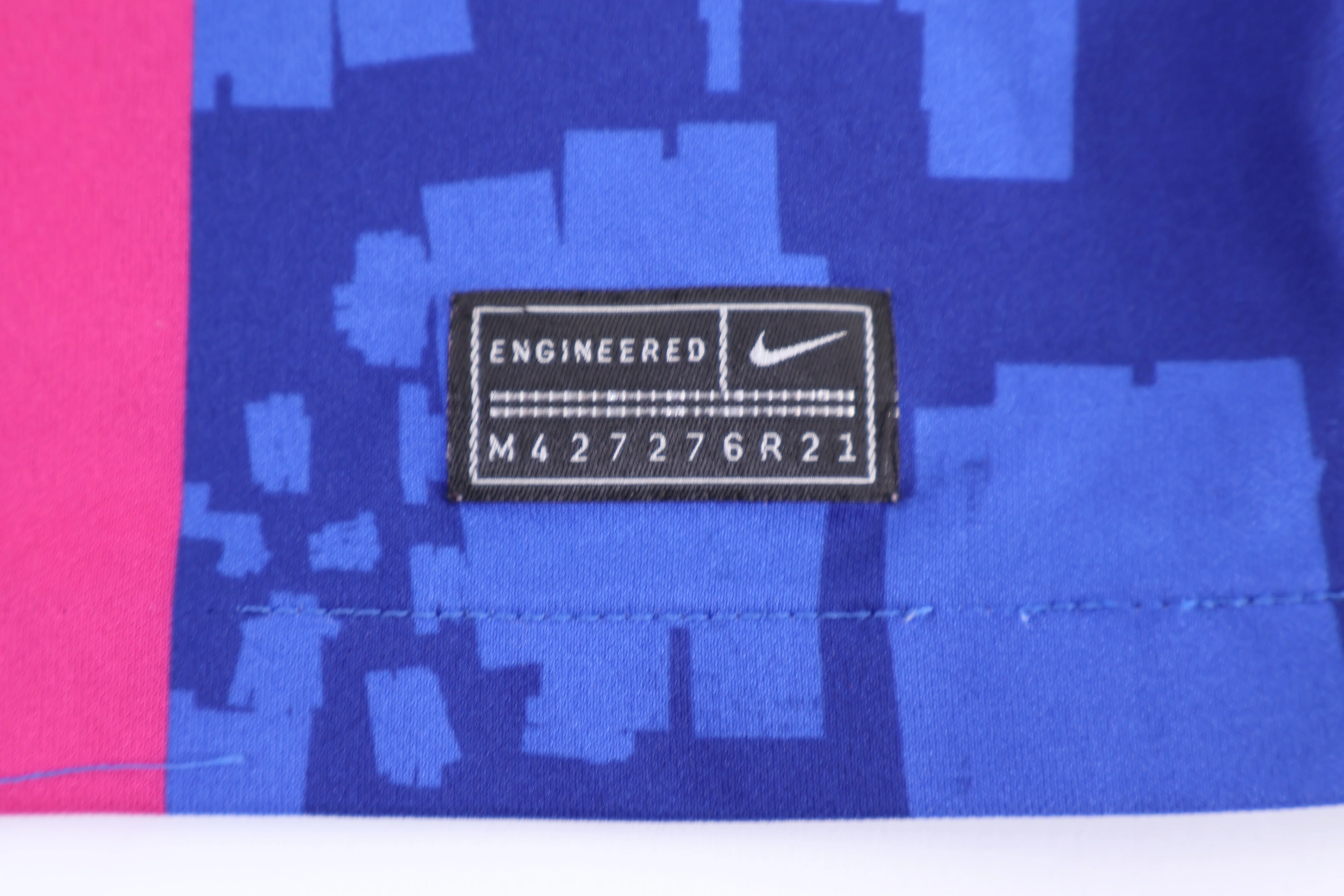2021/22 Barcelona Soccer Jersey - Image 3