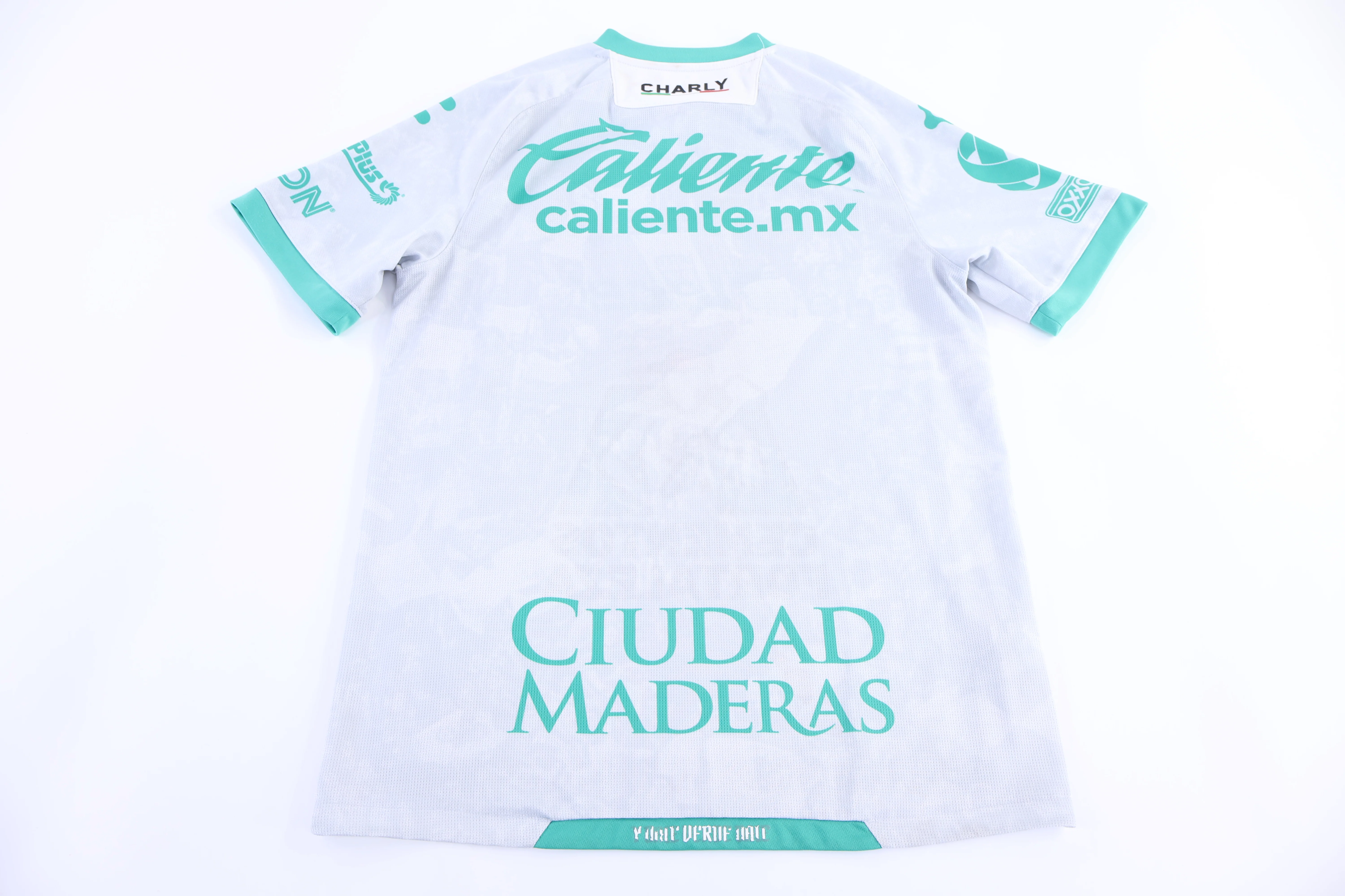 2021/22 Charly Club Leon Soccer Jersey - Image 2