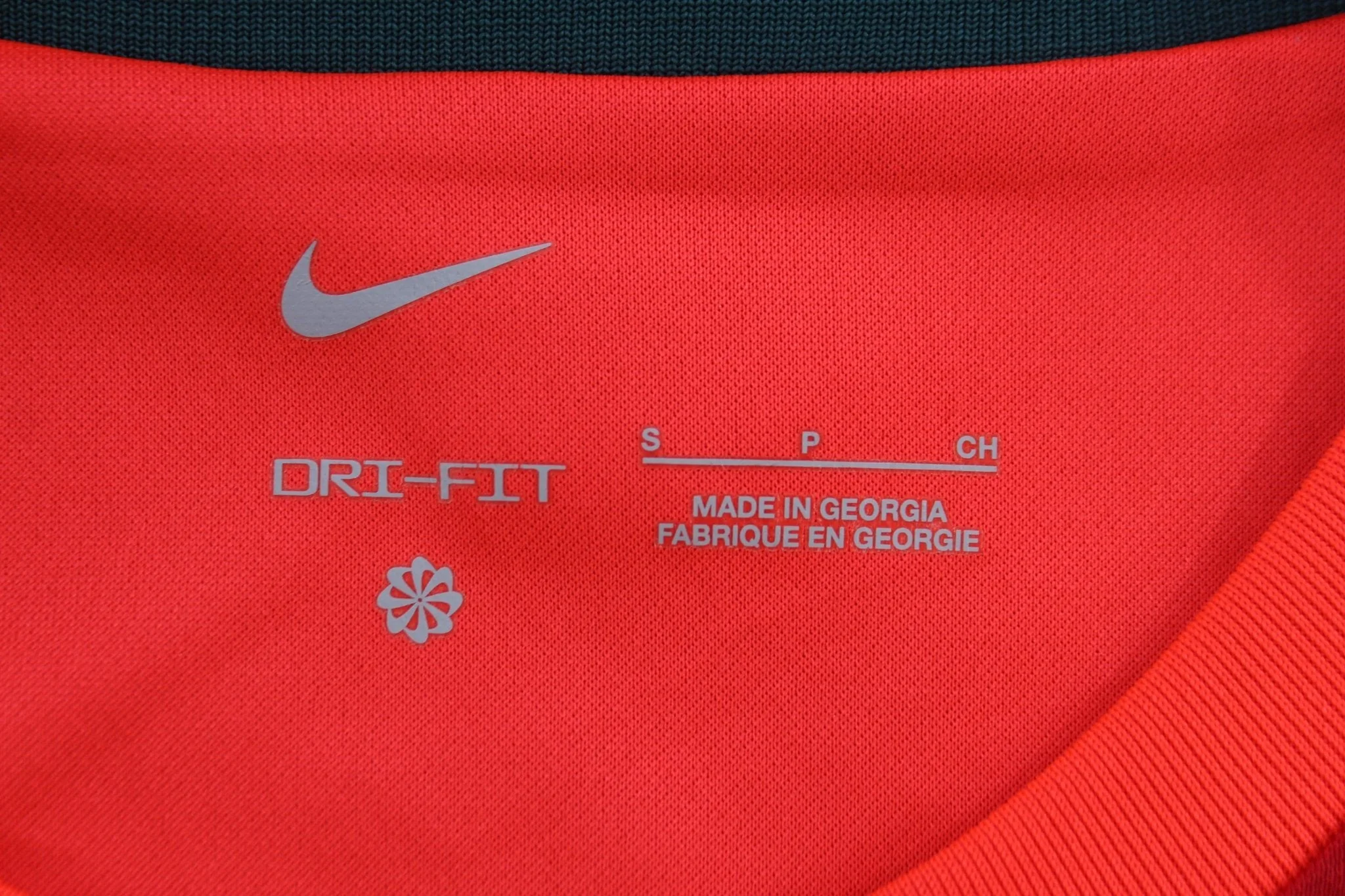 2021-22 Liverpool Home Soccer Jersey - Image 4