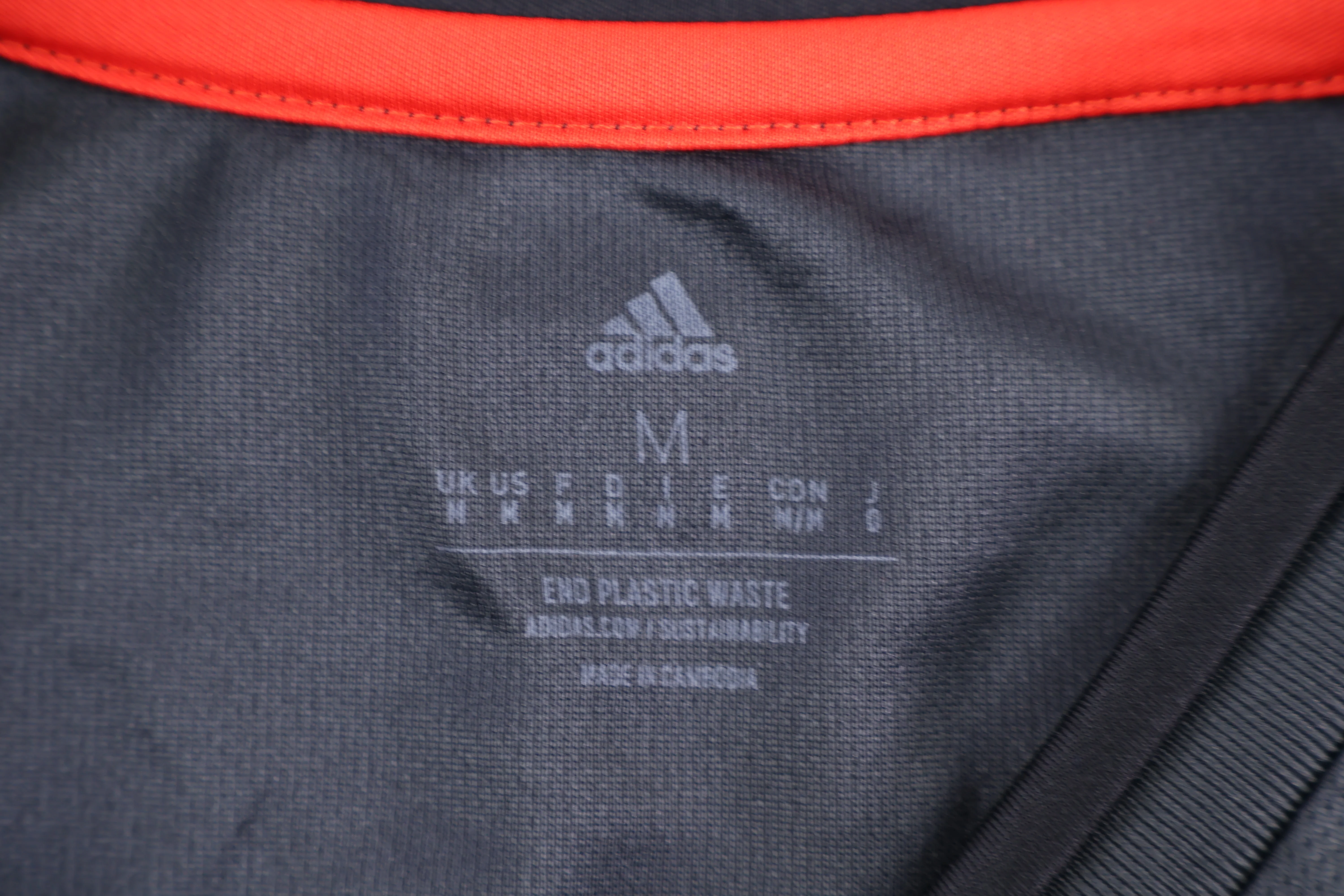 2022/23 Bayer Munich Soccer Jersey - Image 3