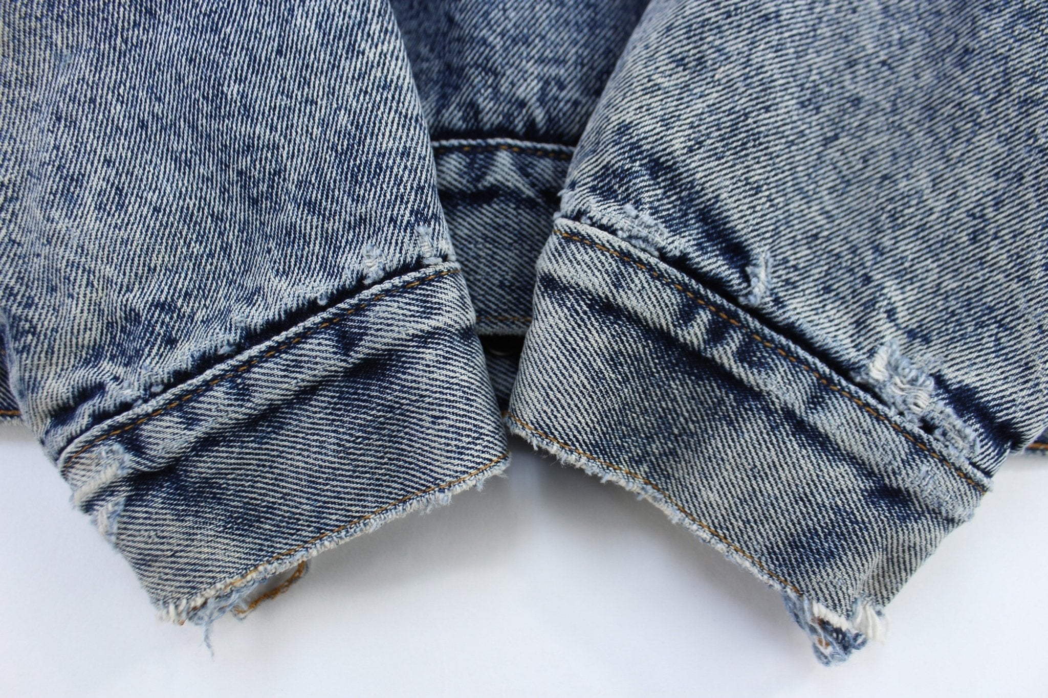 80's Levi's Sherpa Lined Denim Trucker Jacket - Image 3