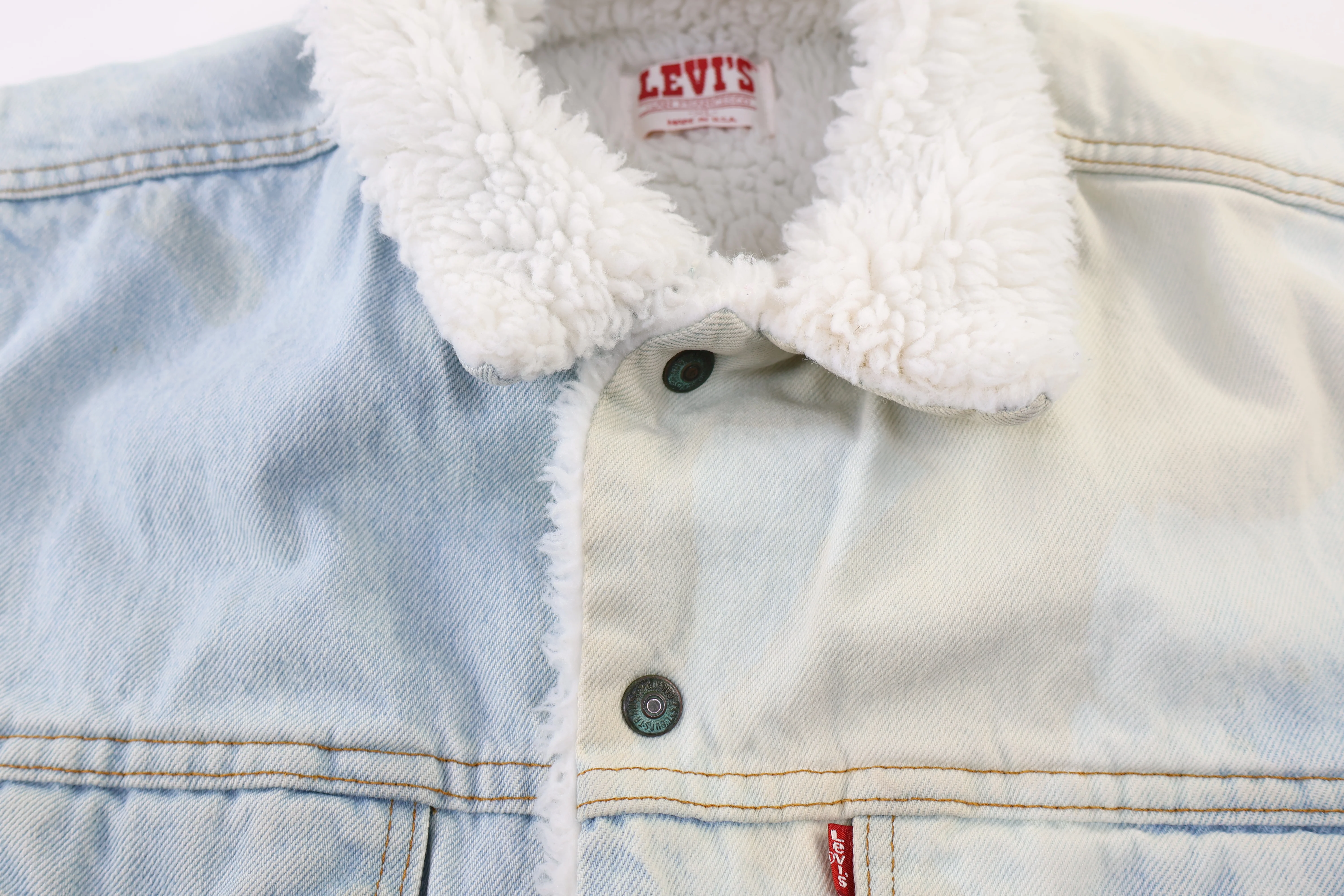 80's Levi's Sherpa Lined Denim Vest - Image 3