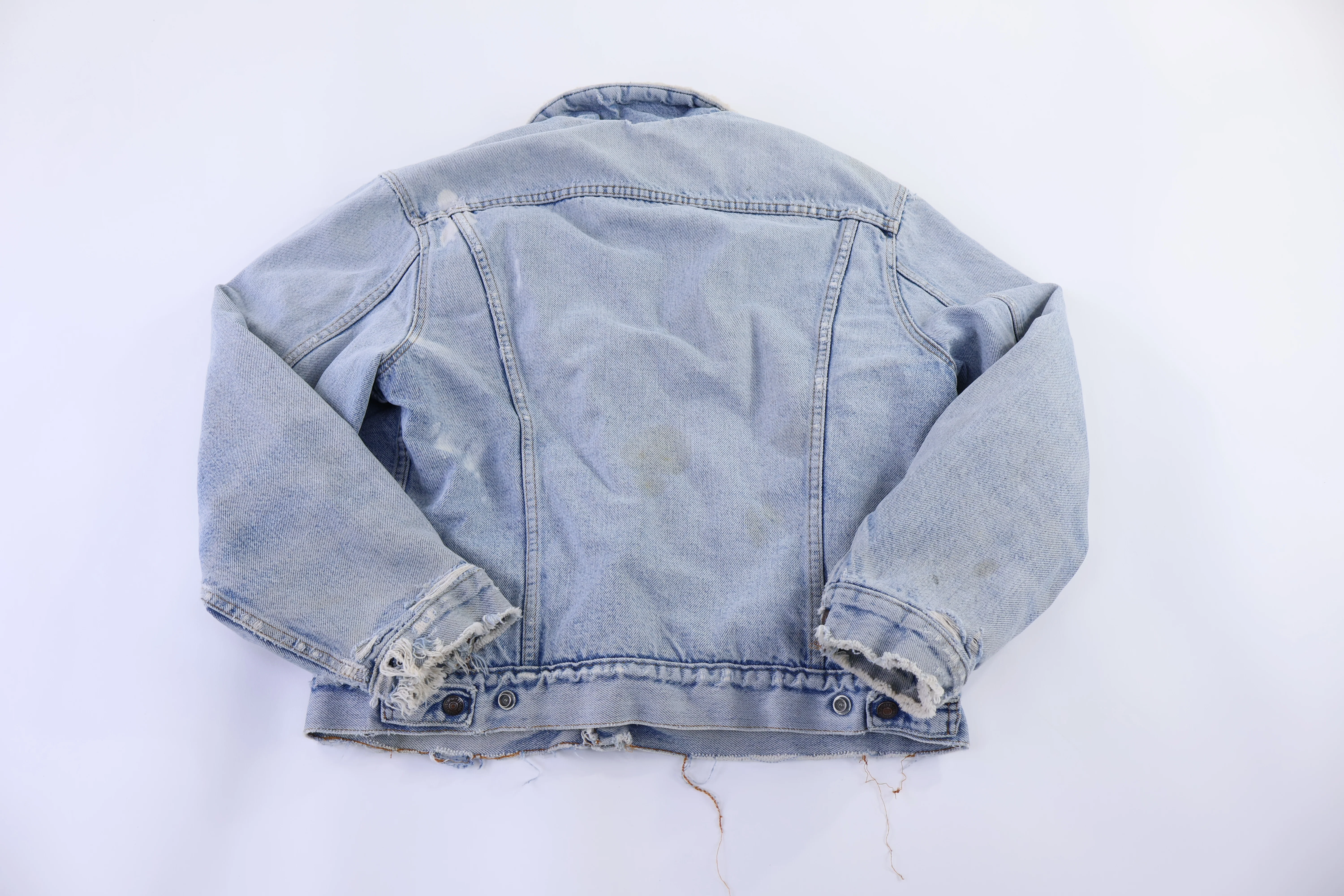 80's Levi's Sherpa Lined Light Wash Denim Jacket - Image 2