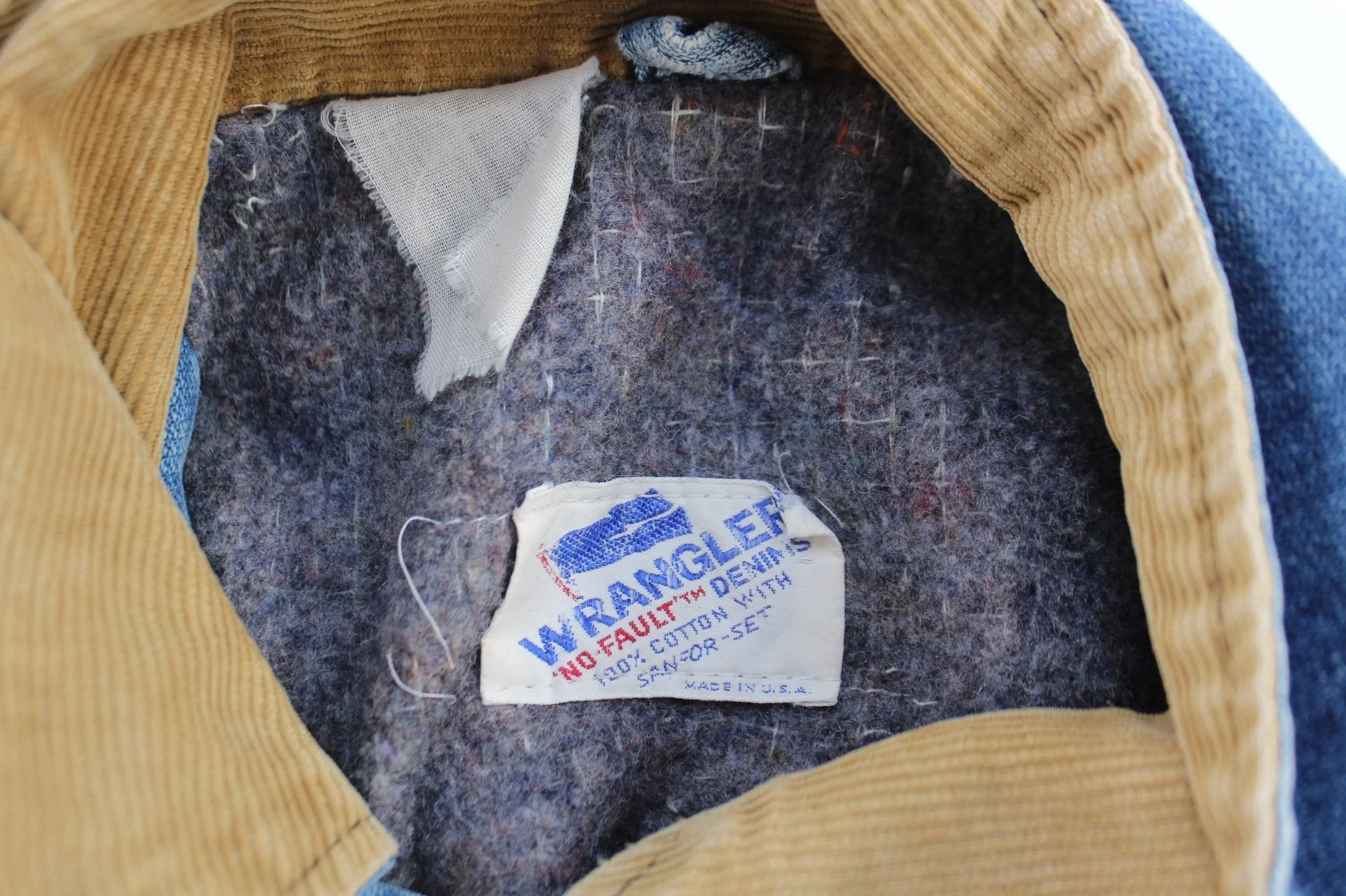 70’s Wrangler No Fault Denim Blanket Lined Trucker Jacket - Image 3