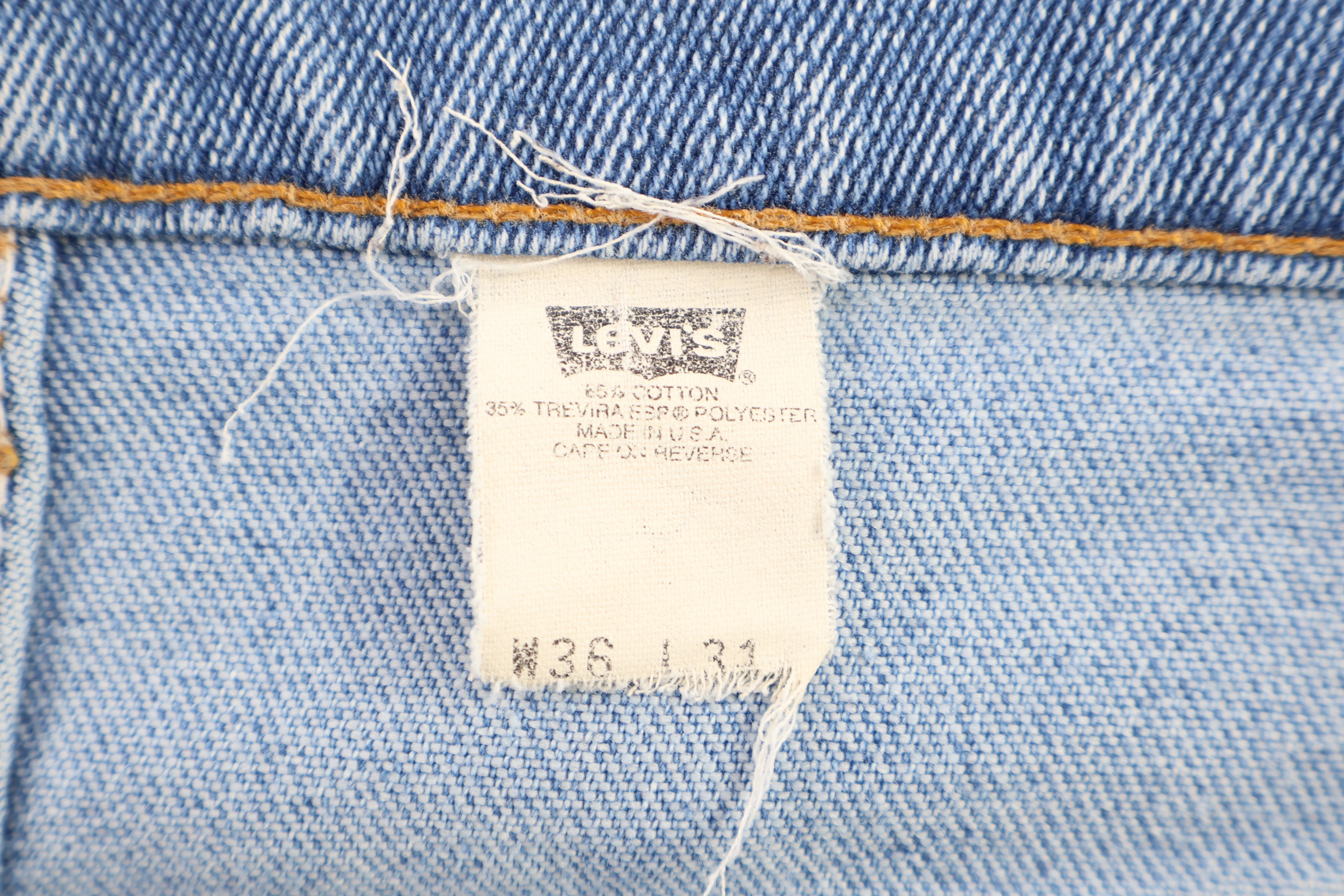 90's 517 Levi's Light Wash Denim Jeans - Image 4