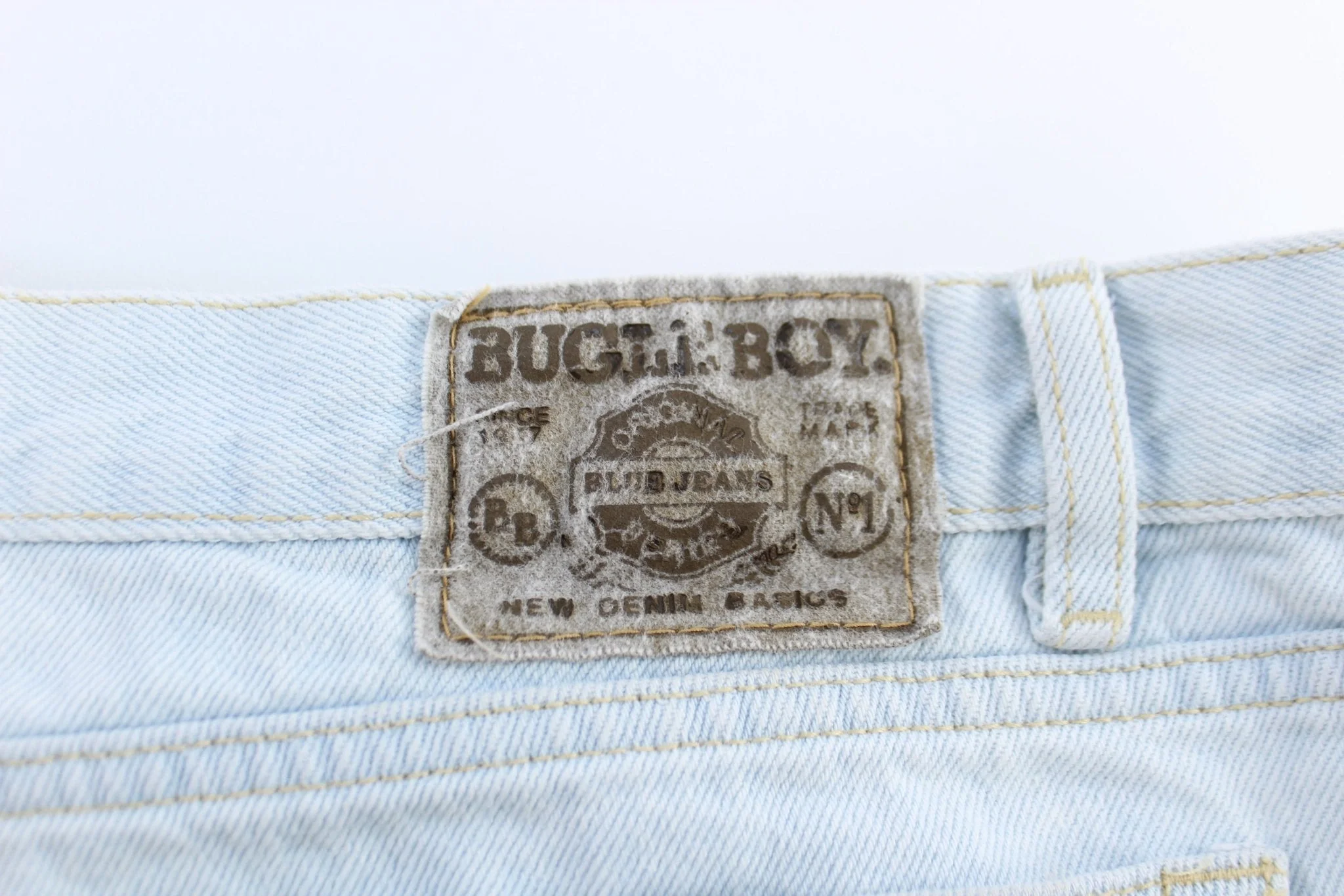90's Bugle Boy 750's Light Wash Denim Jeans - Image 4