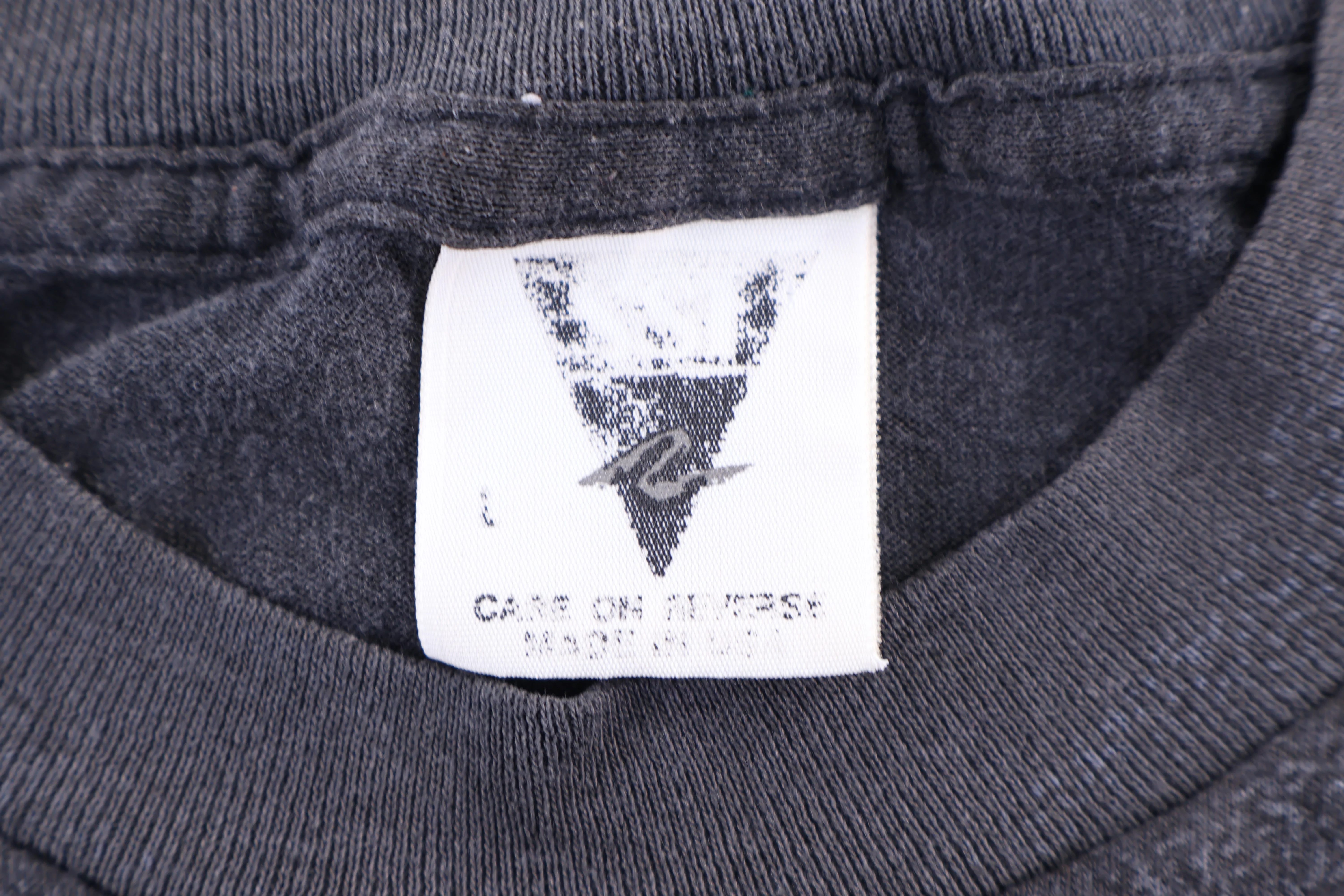 90's Cat Woman Graphic T-shirt - Image 3