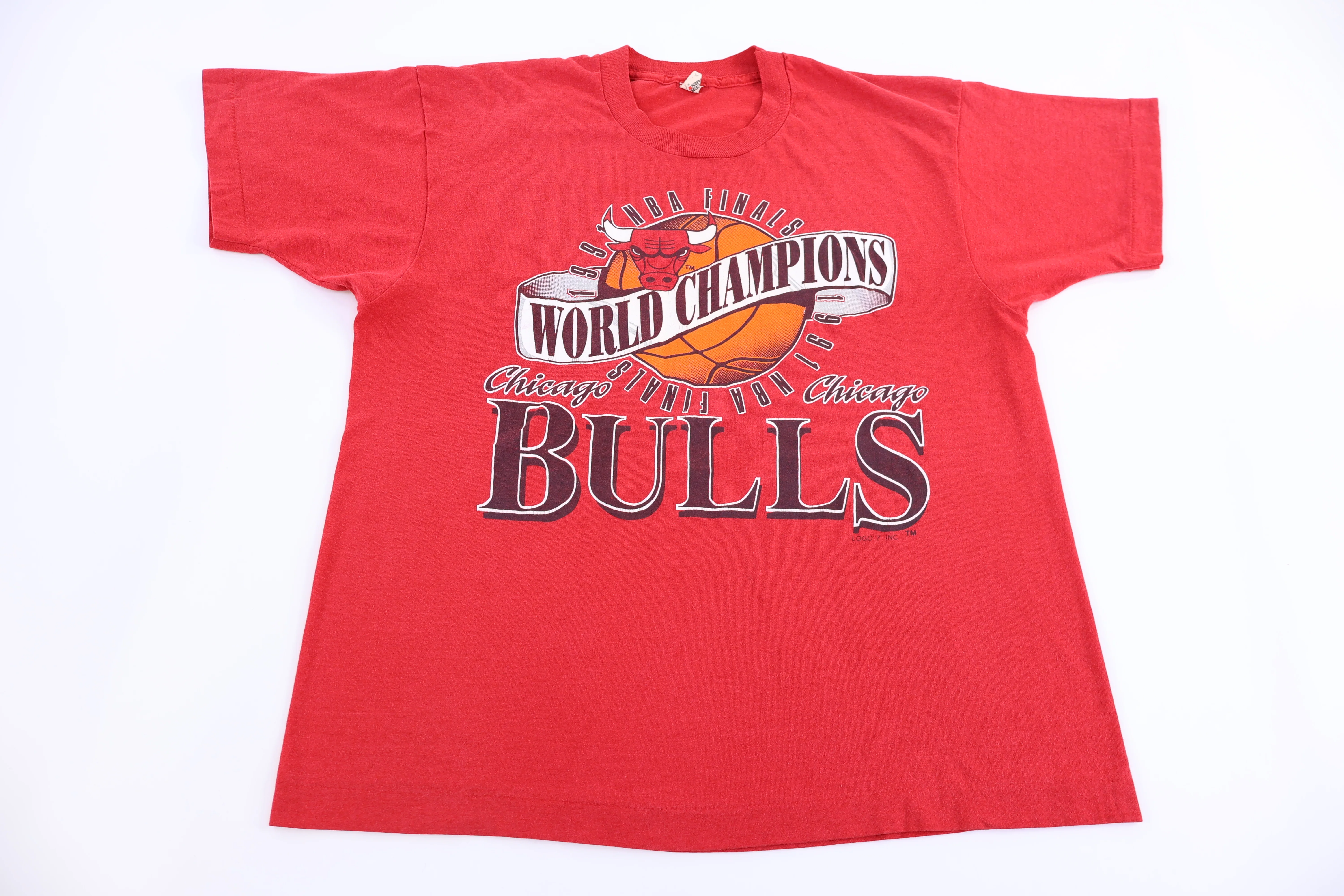 90's Chicago Bulls Basketball T-shirt