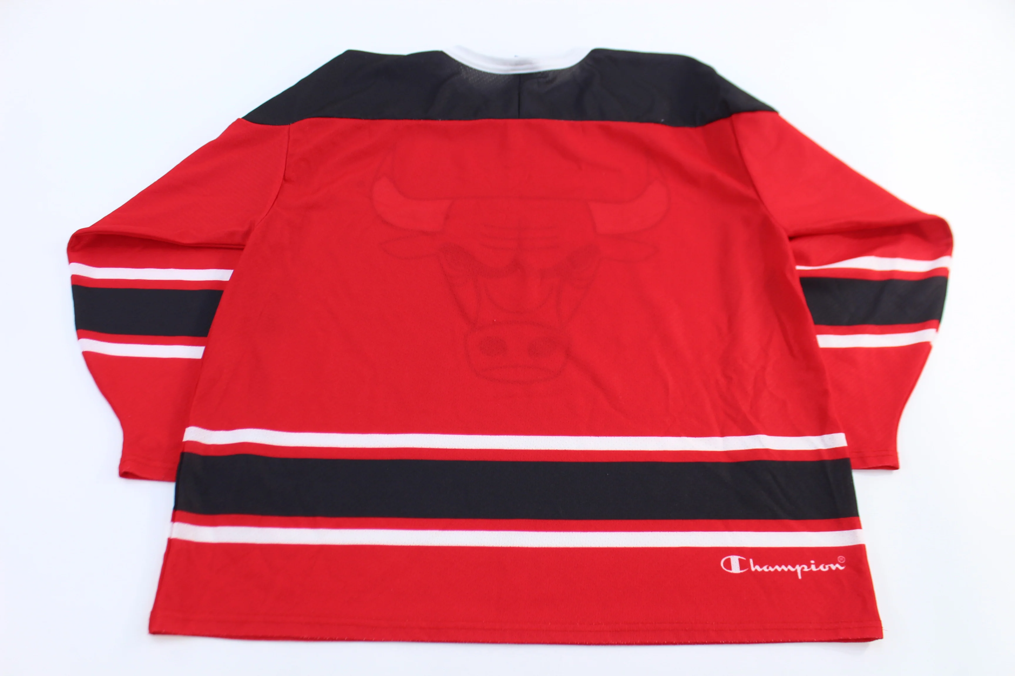 90's Chicago Bulls Hockey Jersey - Image 2
