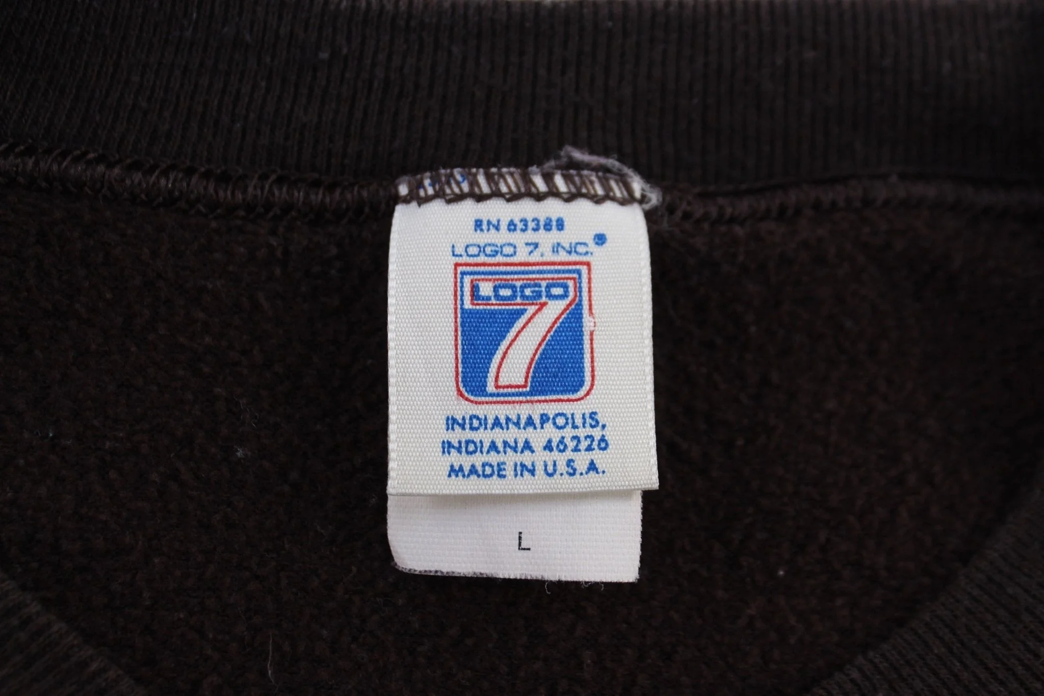 90's Cleveland Browns Football Sweatshirt - Image 3