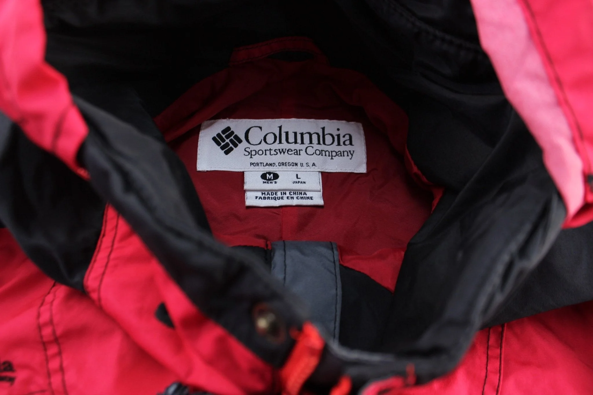 90's Columbia Sportswear Red & Black Zip Up Jacket - Image 3