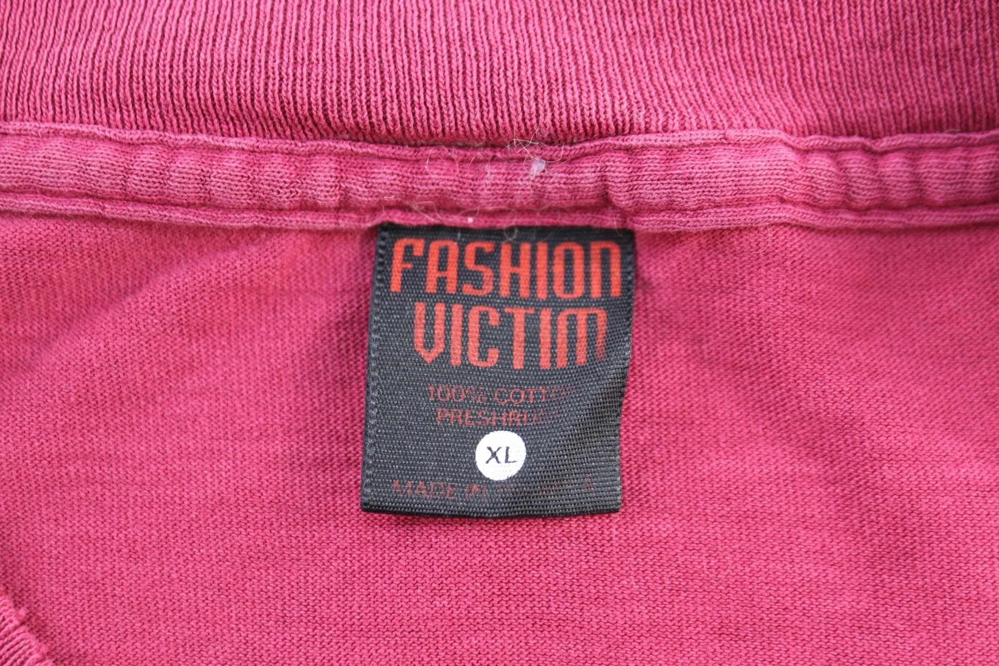 90's Fashion Victim Courtney Davis Dragon Graphic T-shirt - Image 5