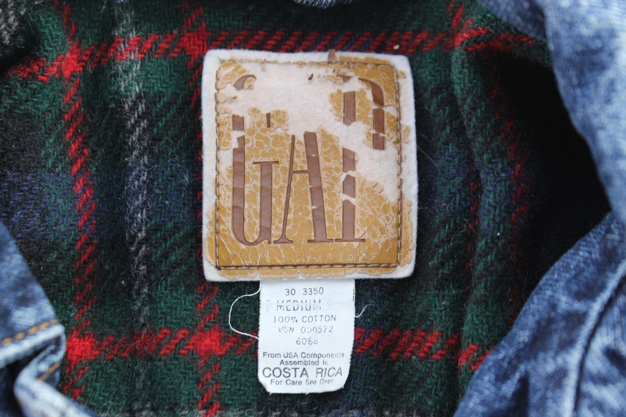 90's Gap Flannel Lined Denim Jacket - Image 3
