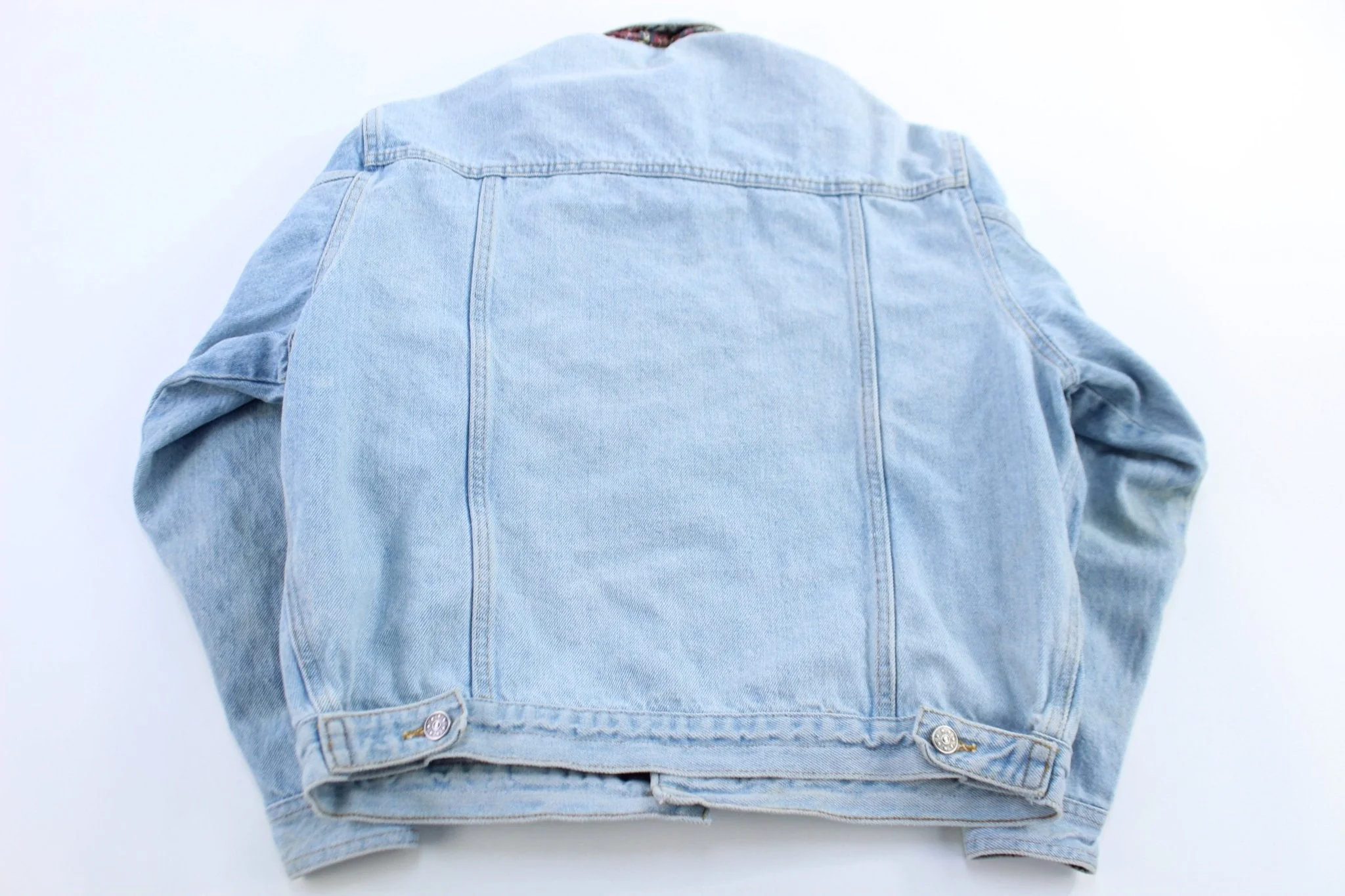 90's GAP Light Wash Denim Trucker Jacket - Image 3
