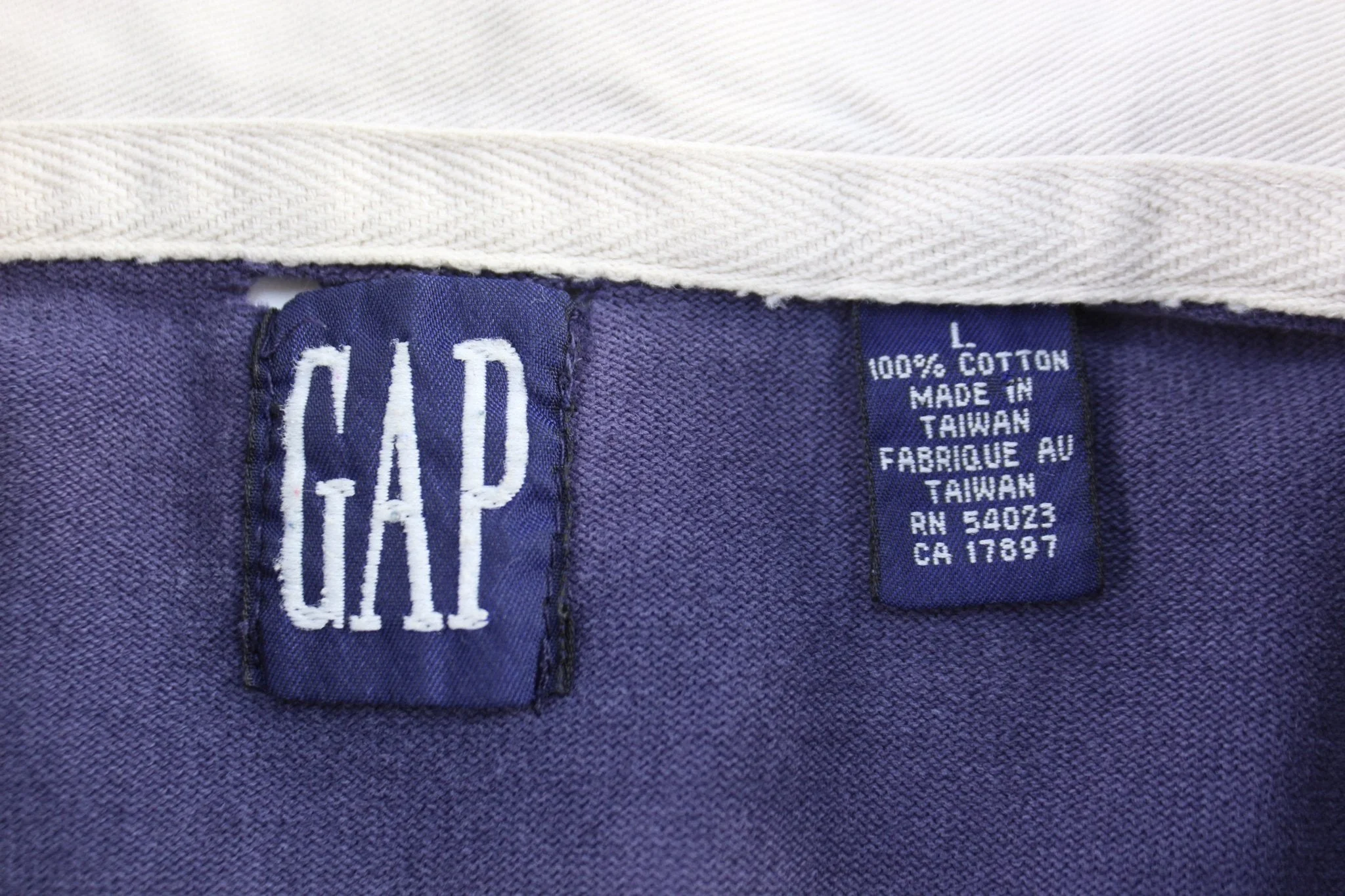 90's GAP Multicolor LS Button Up - Image 4