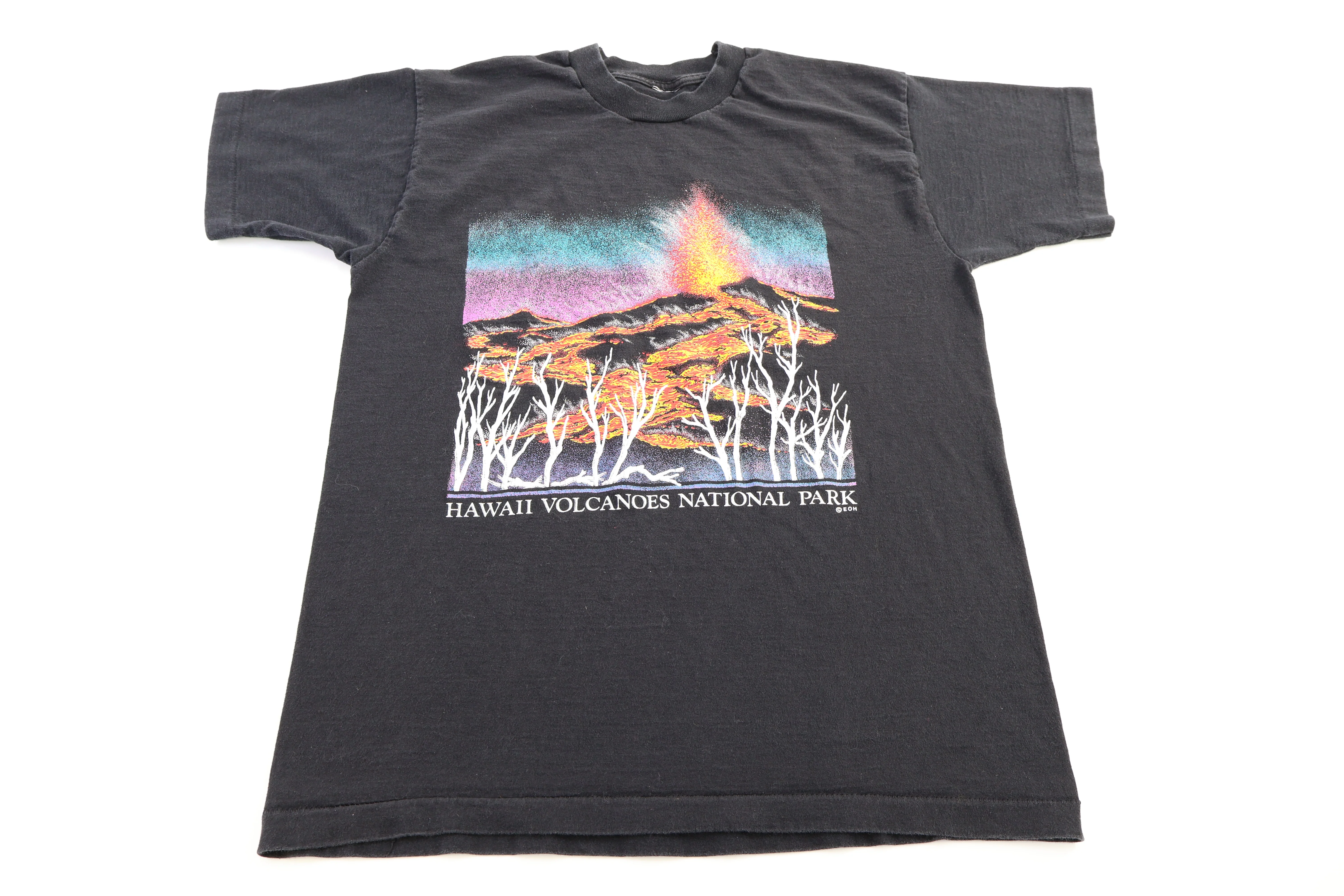 90's Hawaii Volcanos National Park T-shirt - Image 2