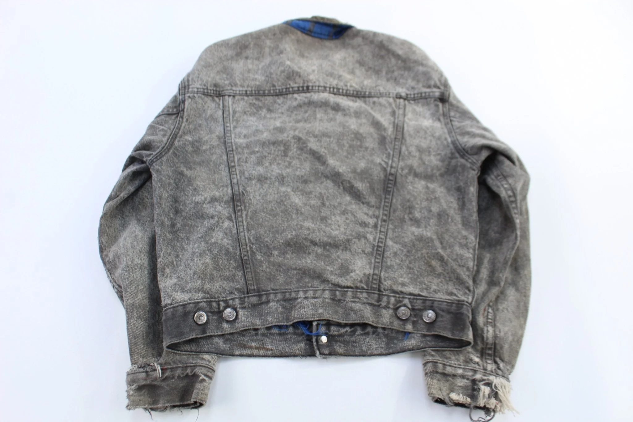 90's Levi's Acid Wash Denim Trucker Jacket - Image 2