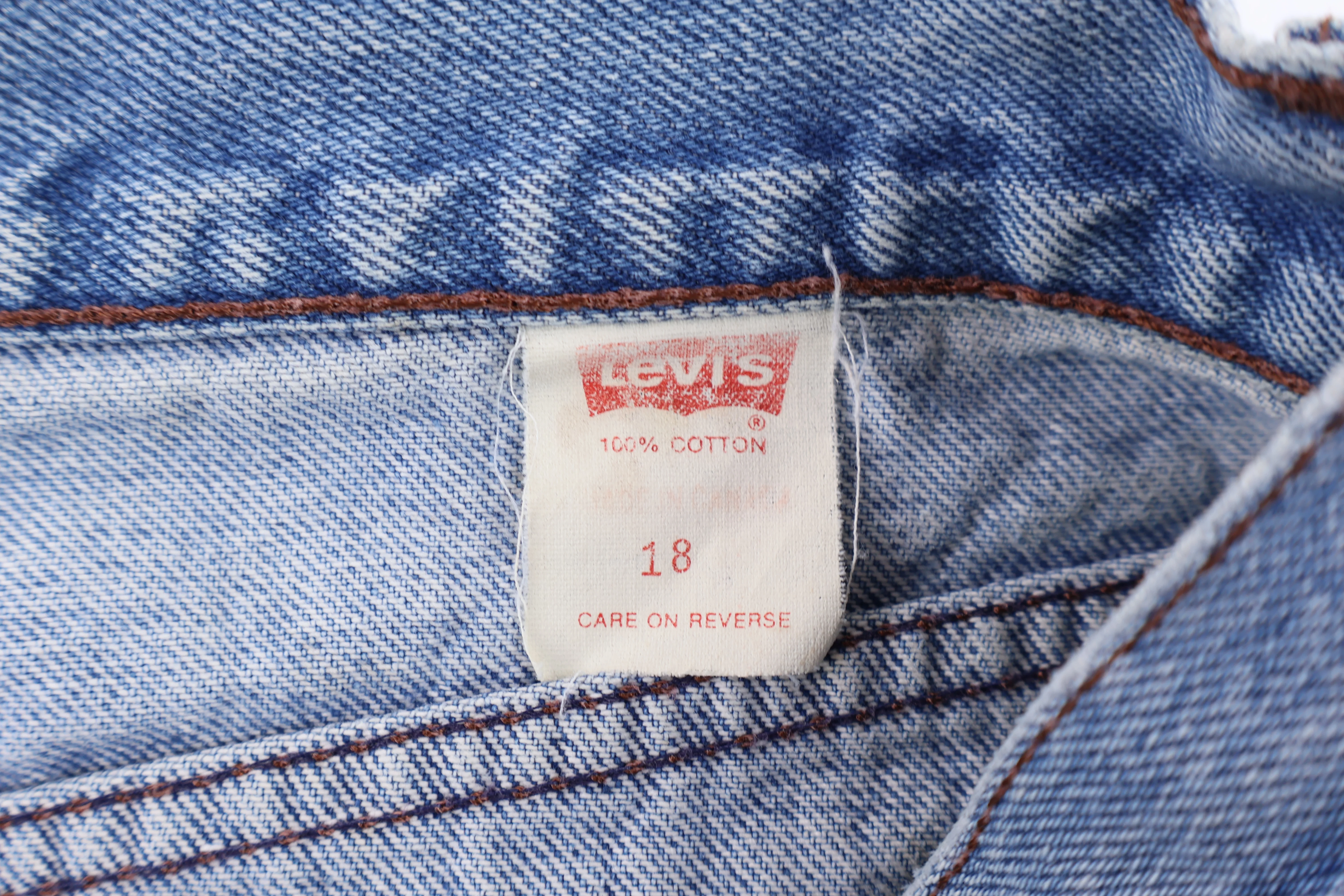 90's Levi's Blue Denim Jeans - Image 4