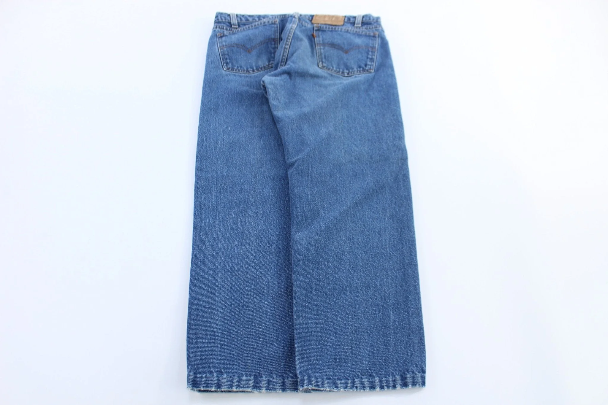 90's Levi's Orange Tab Medium Wash Denim Jeans - Image 2