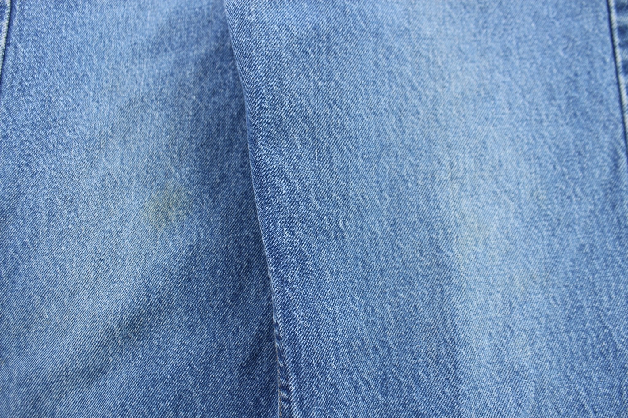 90's Levi's Orange Tab Medium Wash Denim Jeans - Image 3