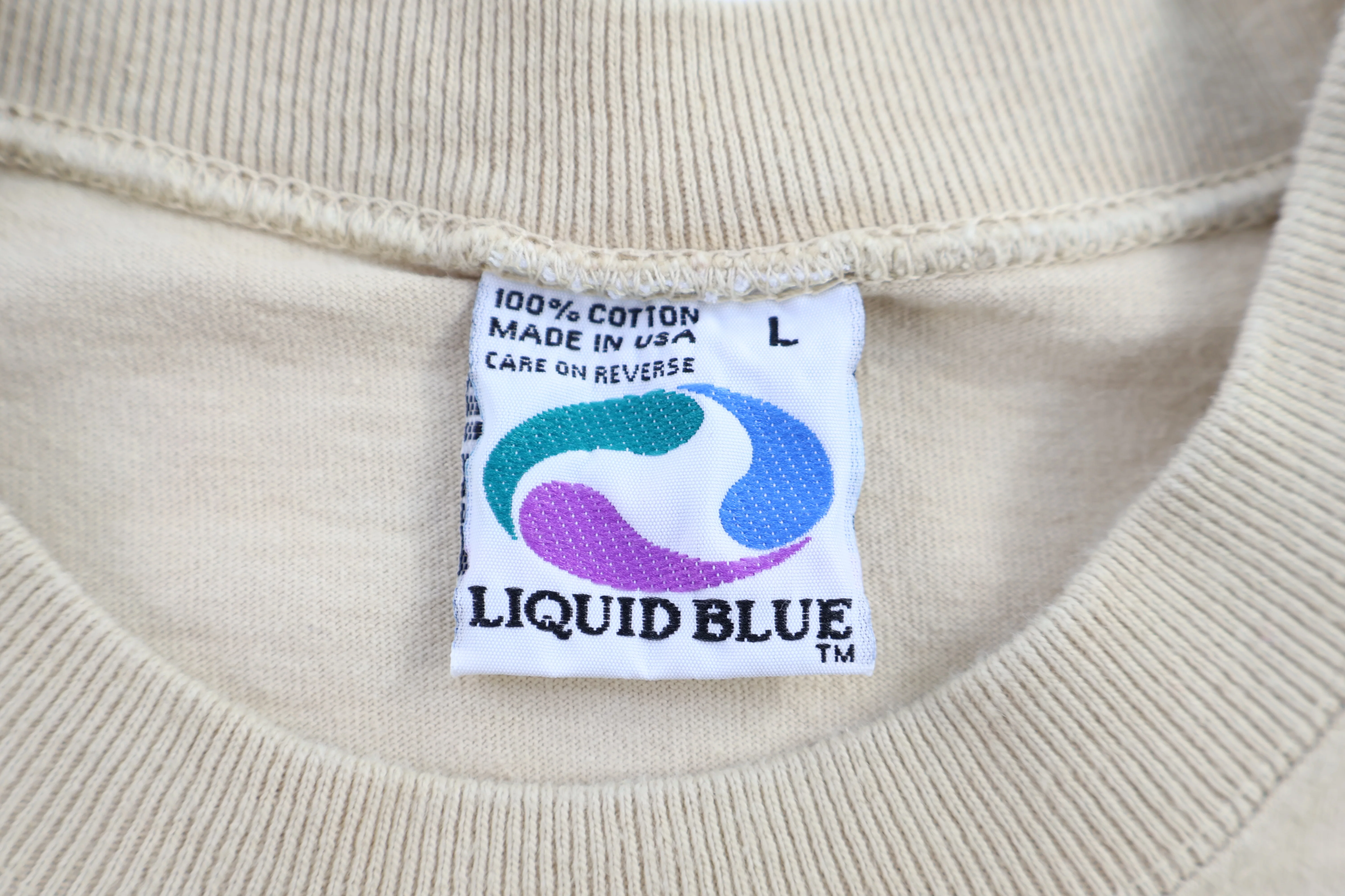 90's Liquid Blue The Hideaway T-shirt - Image 3