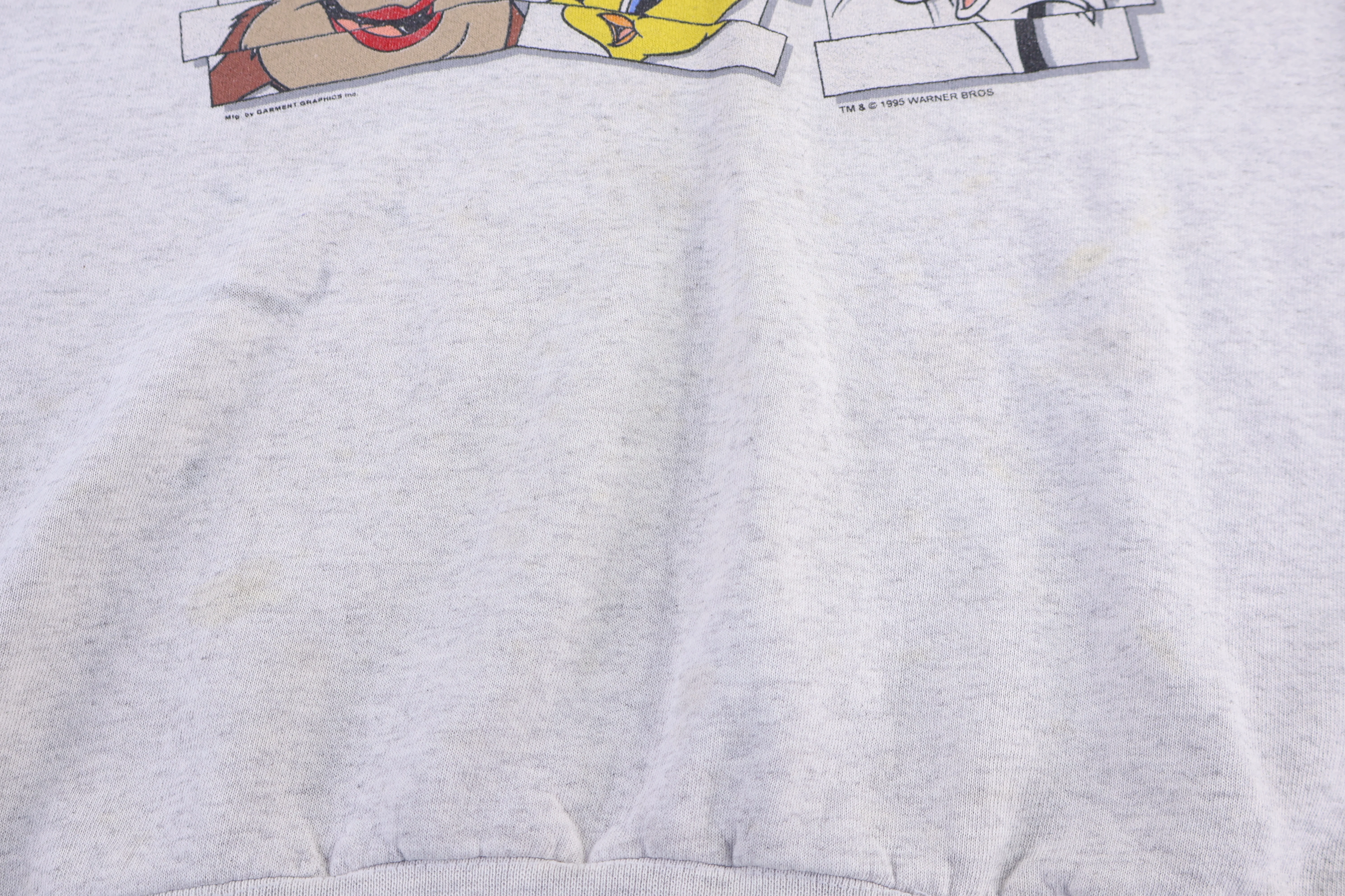 90's Looney Tunes Graphic Sweatshirt - Image 3