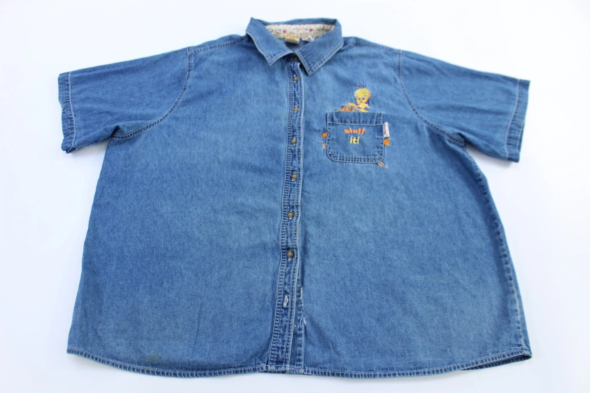 90's Looney Tunes Tweety Bird Stuff It Button Down