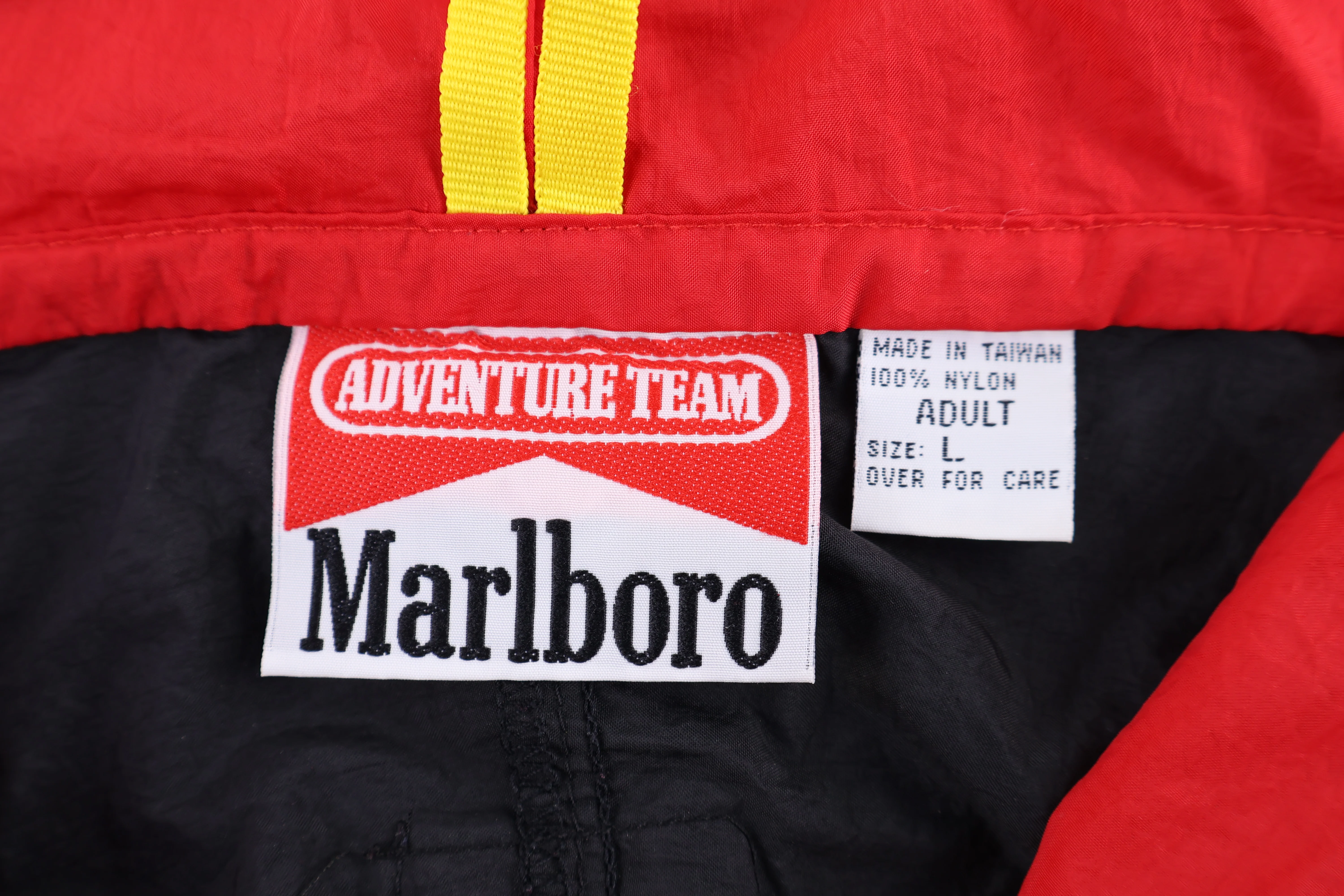 90's Marlboro Black & Red Pullover Windbreaker - Image 3