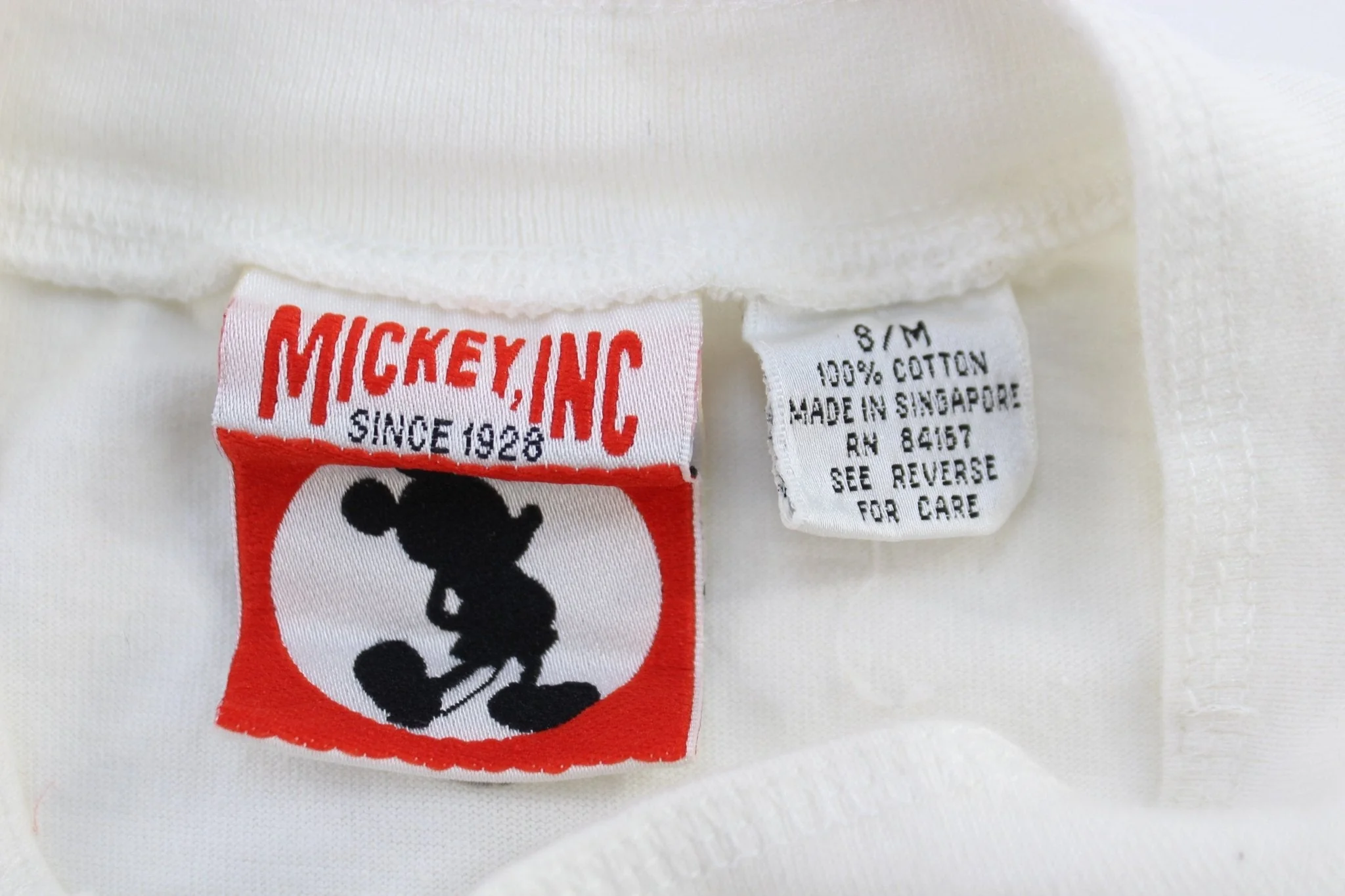 90's Mickey & Friends Embroidered Graphic T-shirt - Image 4