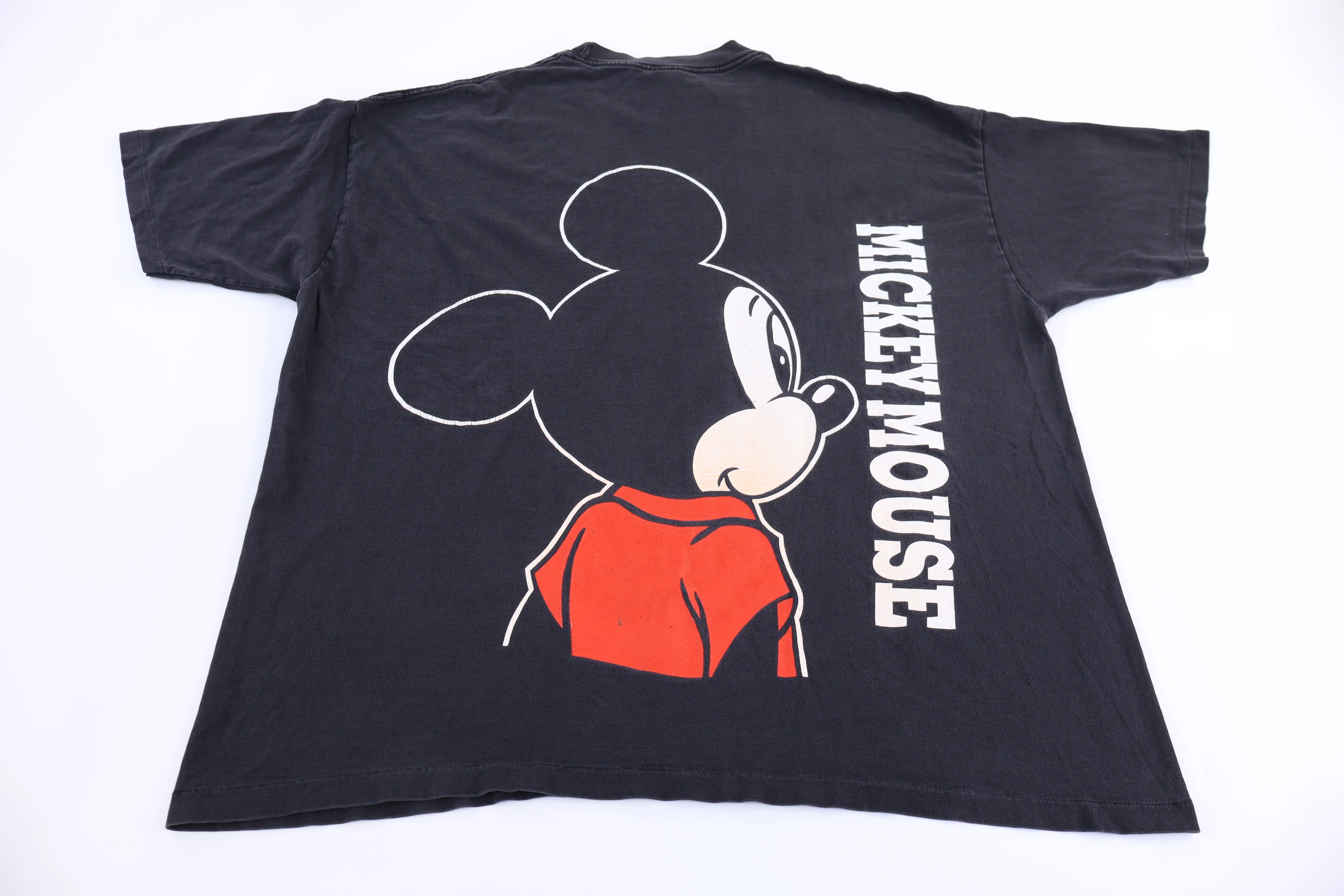 90's Mickey Mouse Graphic T-shirt - Image 2