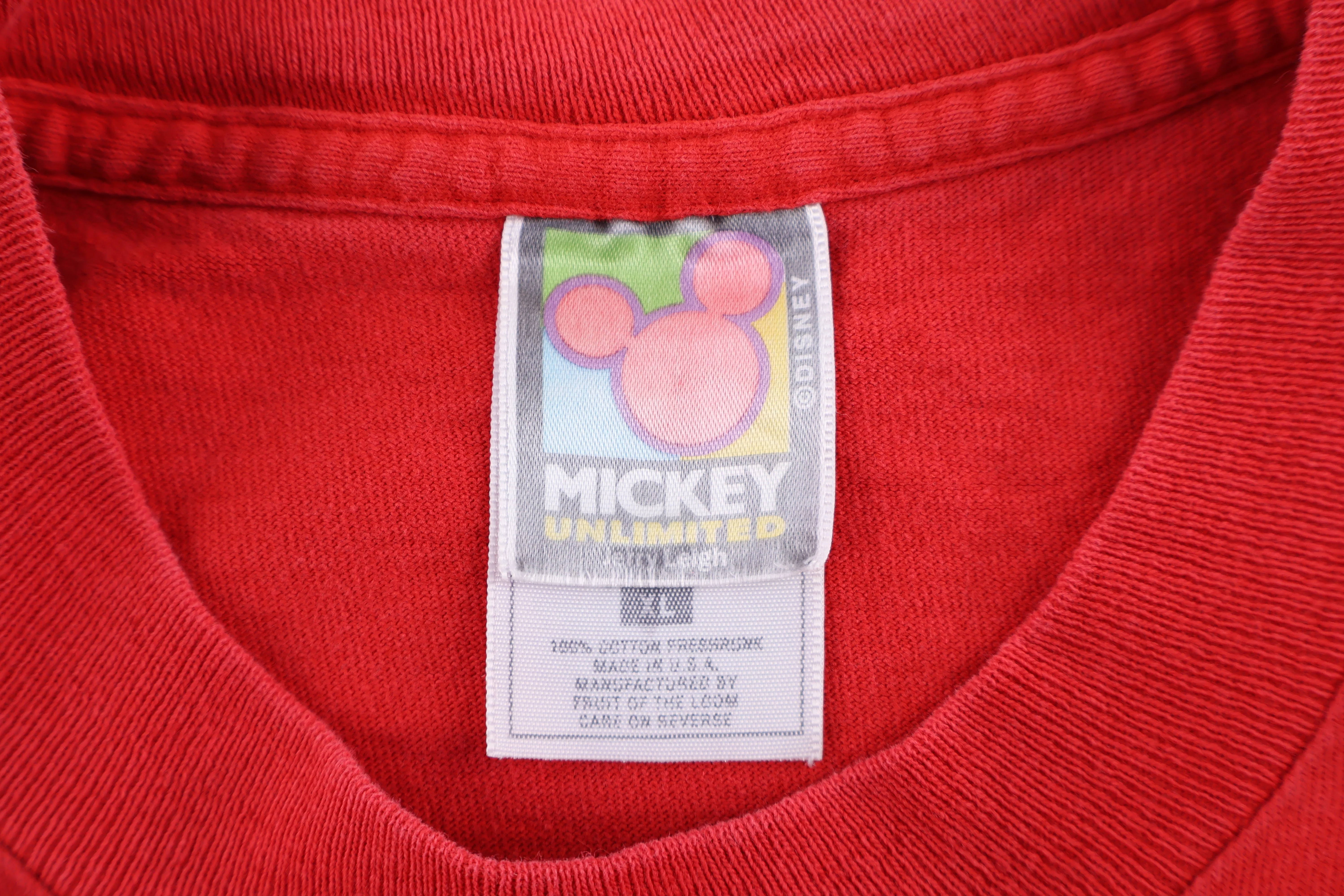 90's Mickey Mouse Graphic T-shirt - Image 4