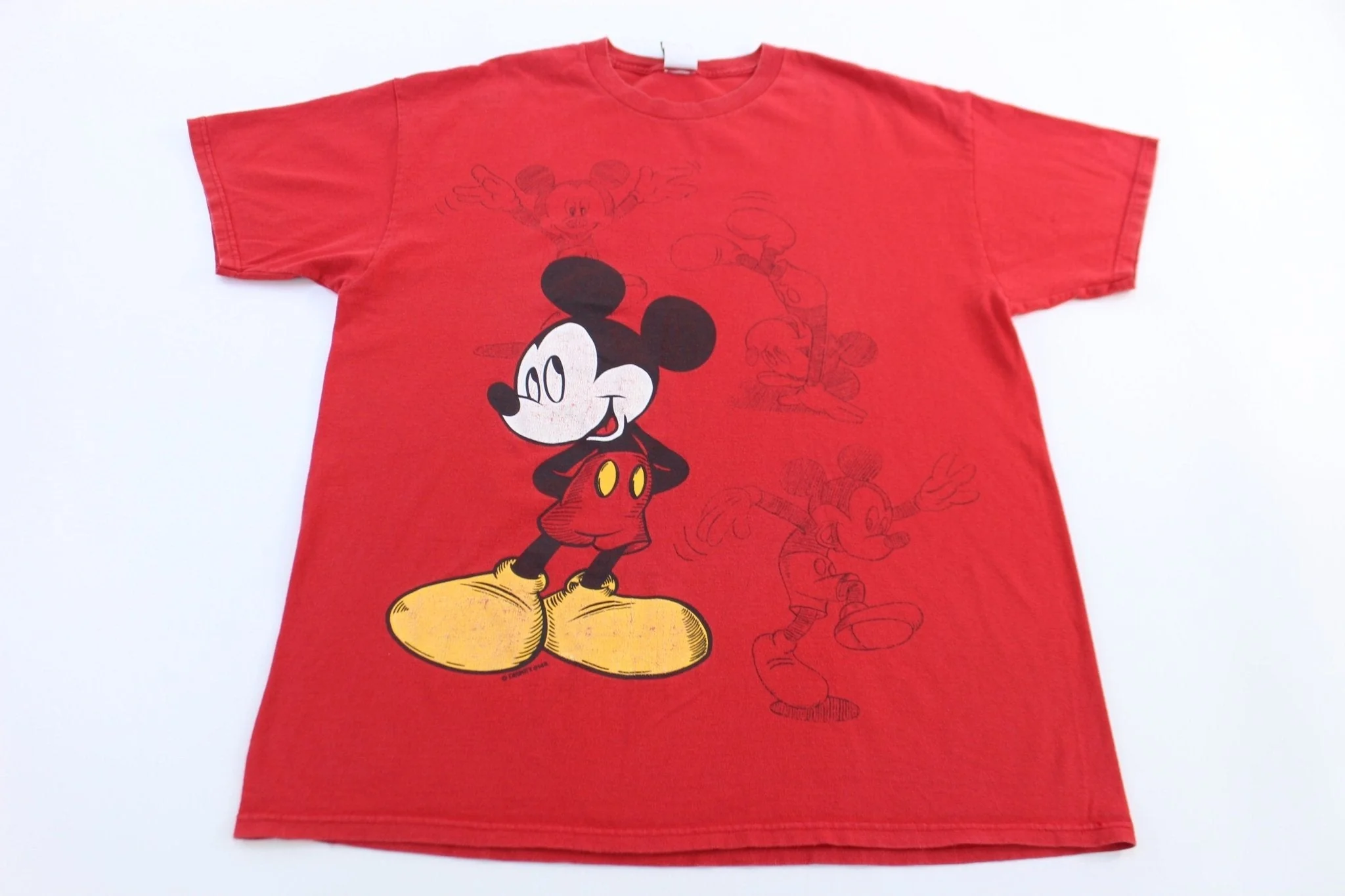 90's Mickey Mouse Graphic T-shirt - Image 2