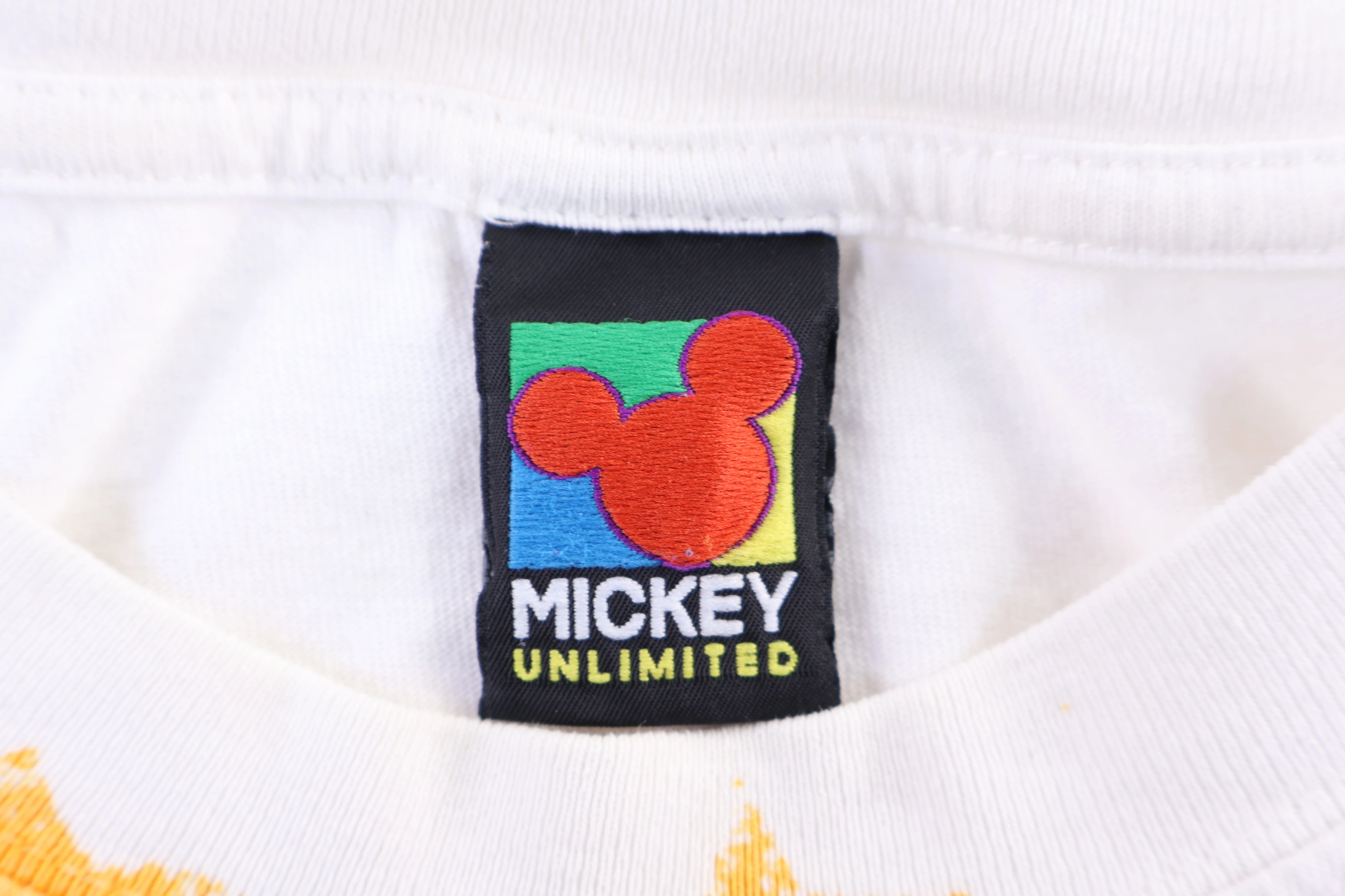90's Mickey Mouse USA Graphic T-shirt - Image 3