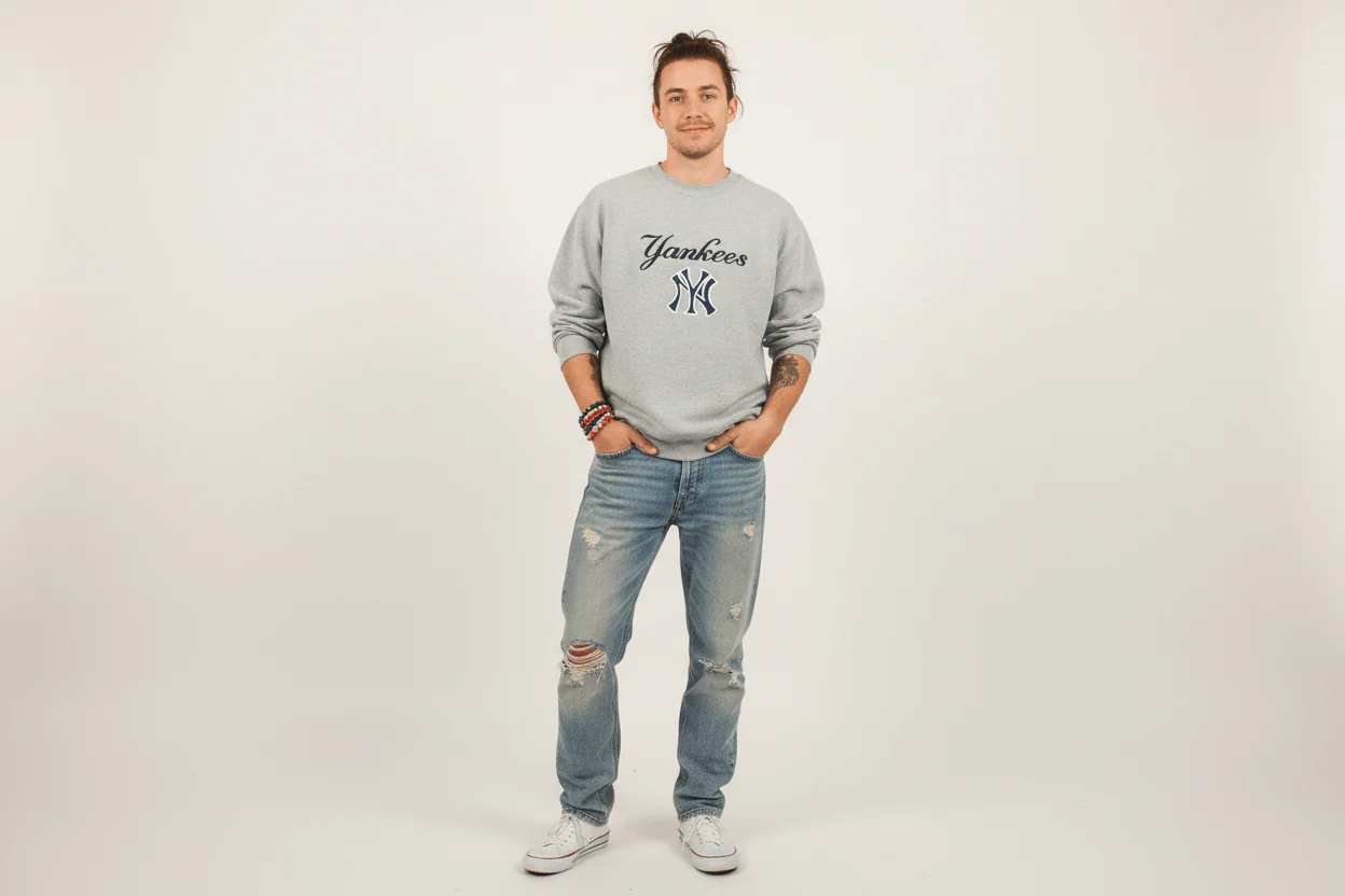 90's New York Yankees Baseball Embroidered Sweatshirt