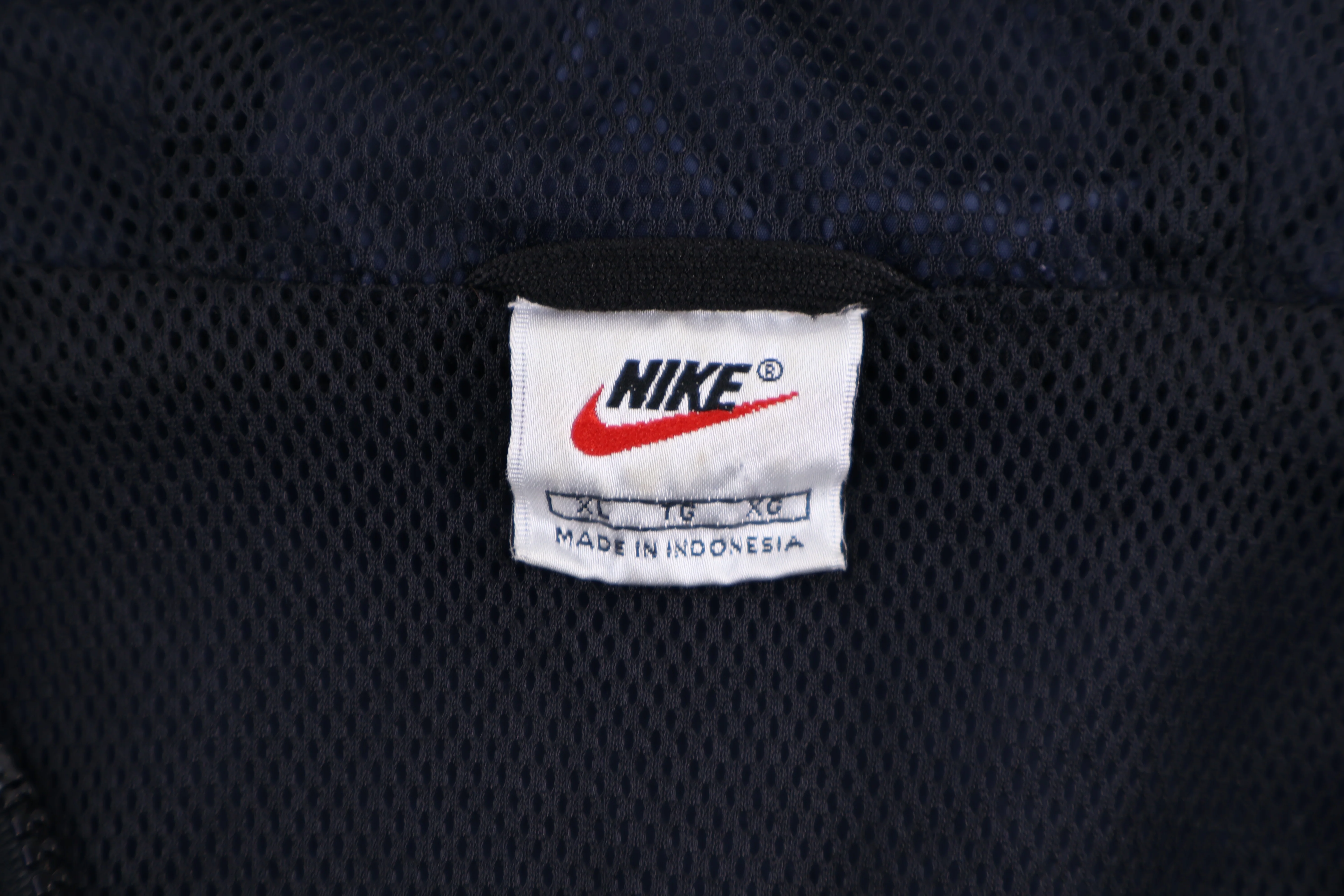 90's Nike Embroidered Logo Half Zip Jacket - Image 4